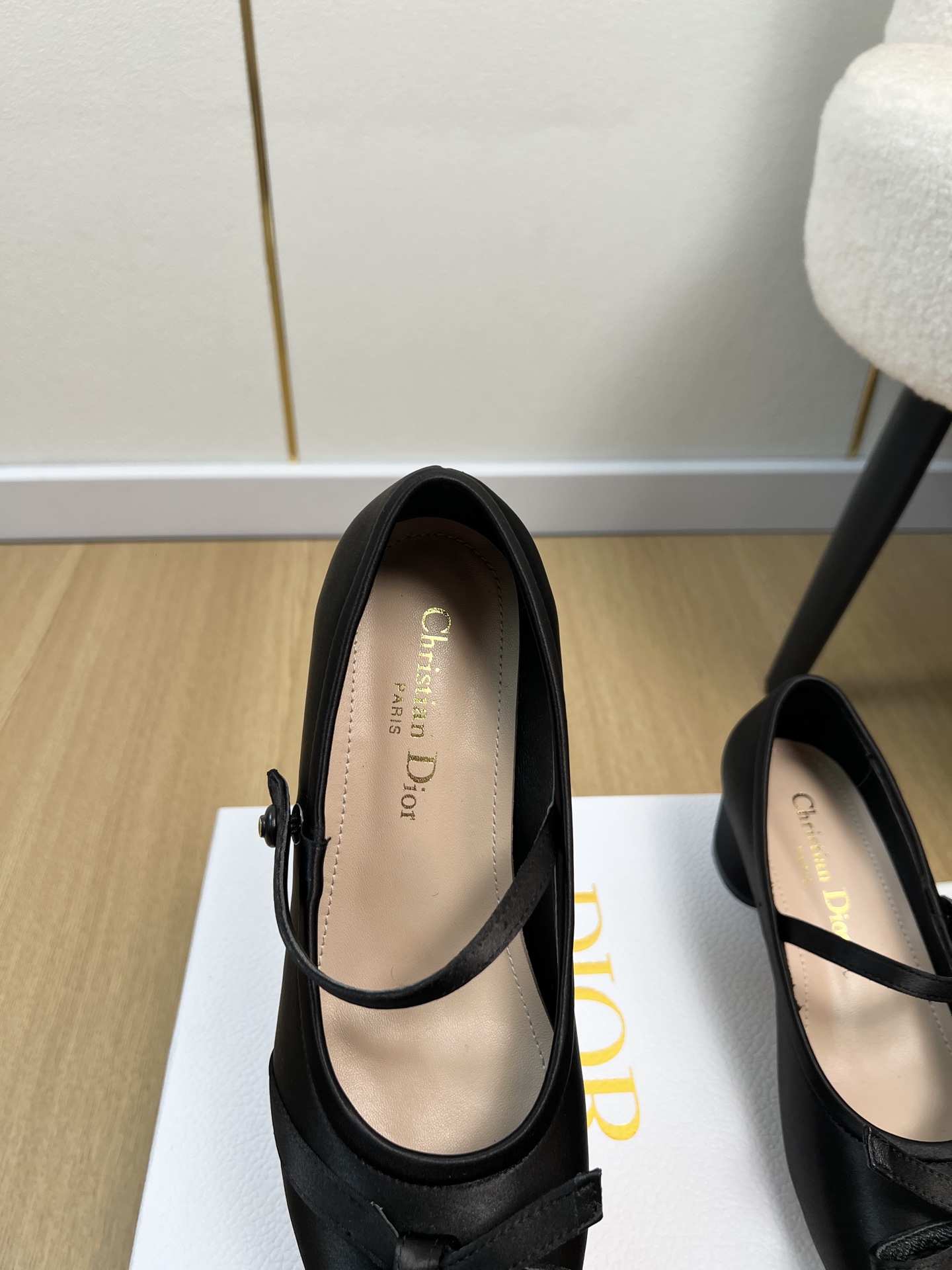 Dior Style Leather Women's Shoes style reference detail image 7 from source 785053
