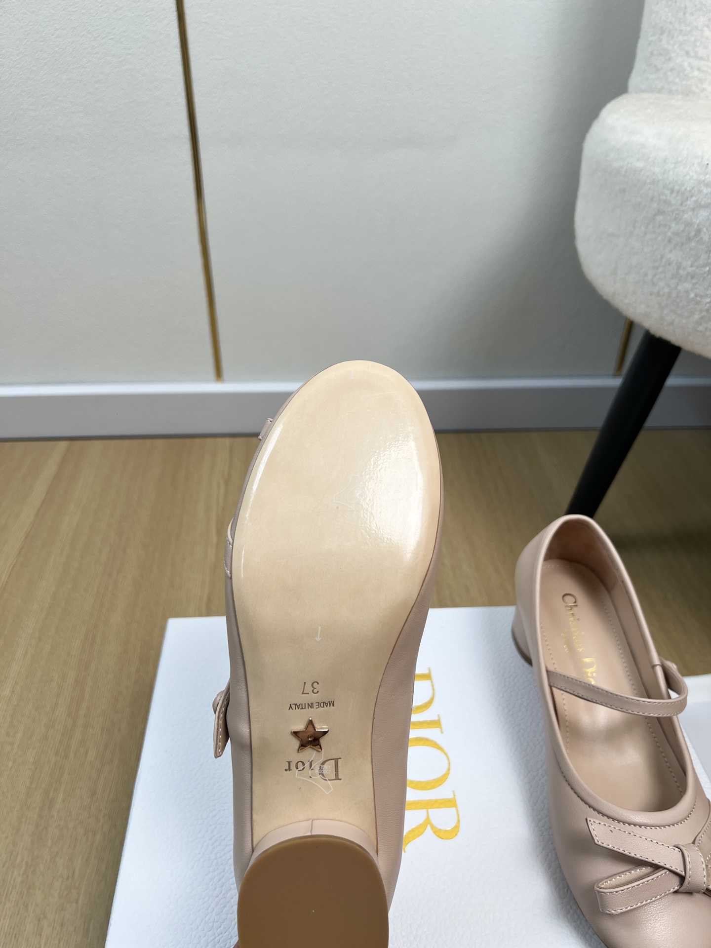 Dior Style Leather Women's Shoes style reference detail image 9 from source 785054