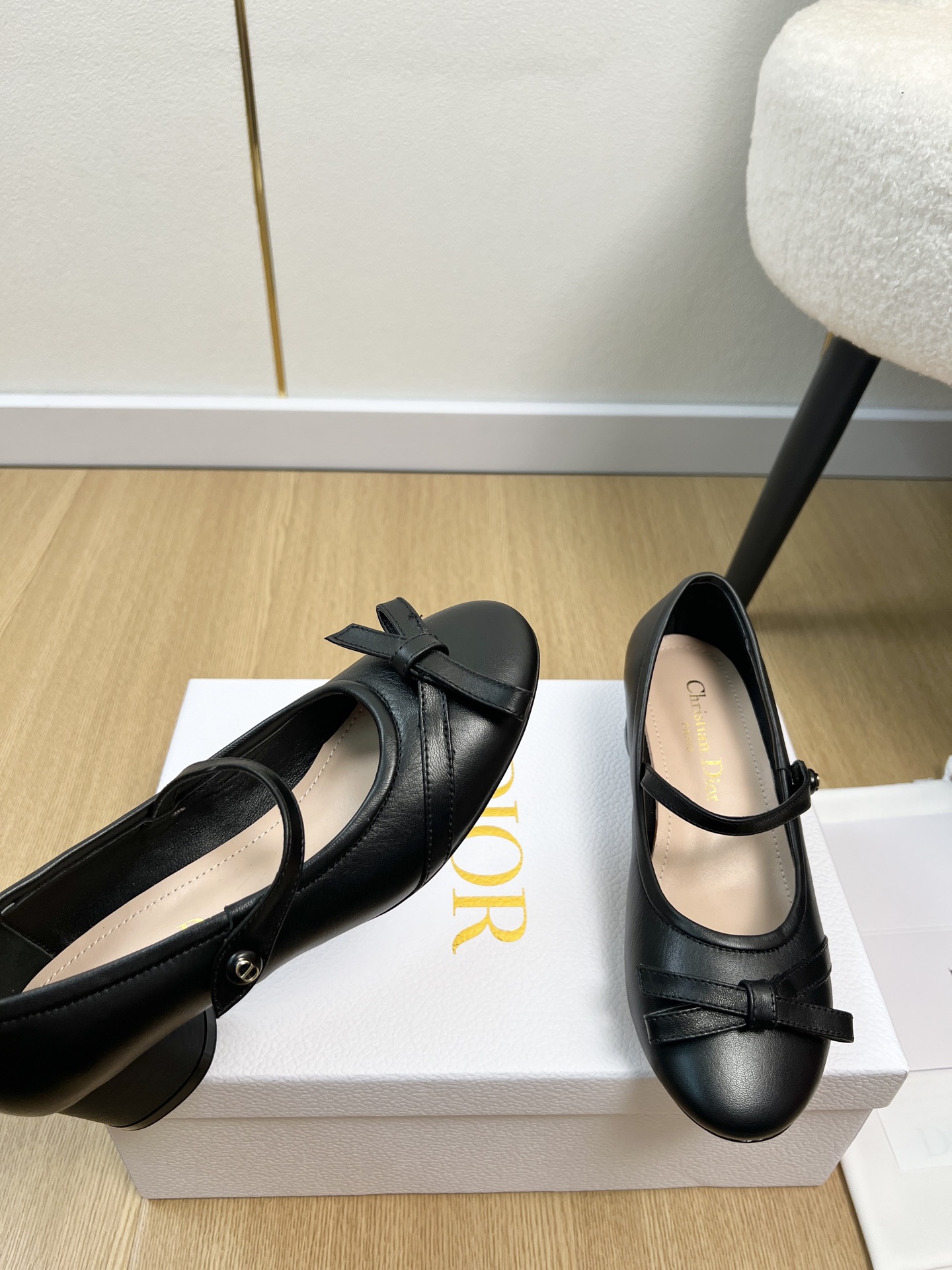 Dior Style Leather Women's Shoes style reference detail image 5 from source 785055
