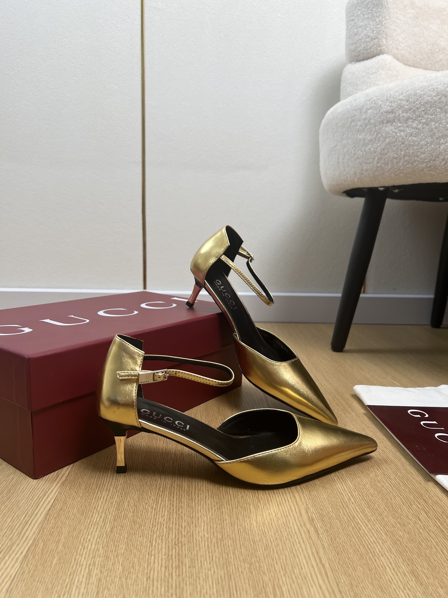 Gucci Style Leather Women's Shoes style reference detail image 4 from source 784706