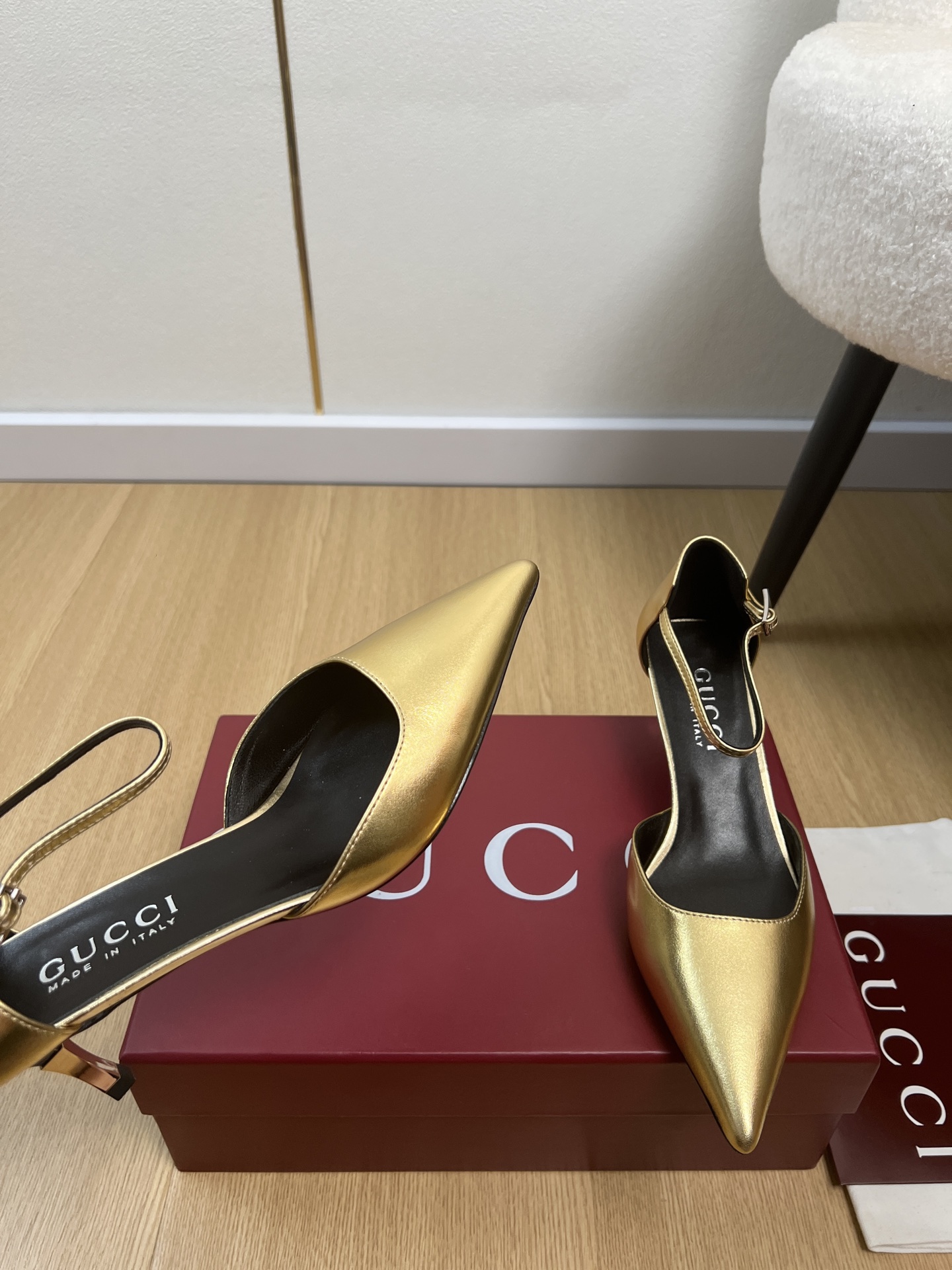Gucci Style Leather Women's Shoes style reference detail image 5 from source 784706