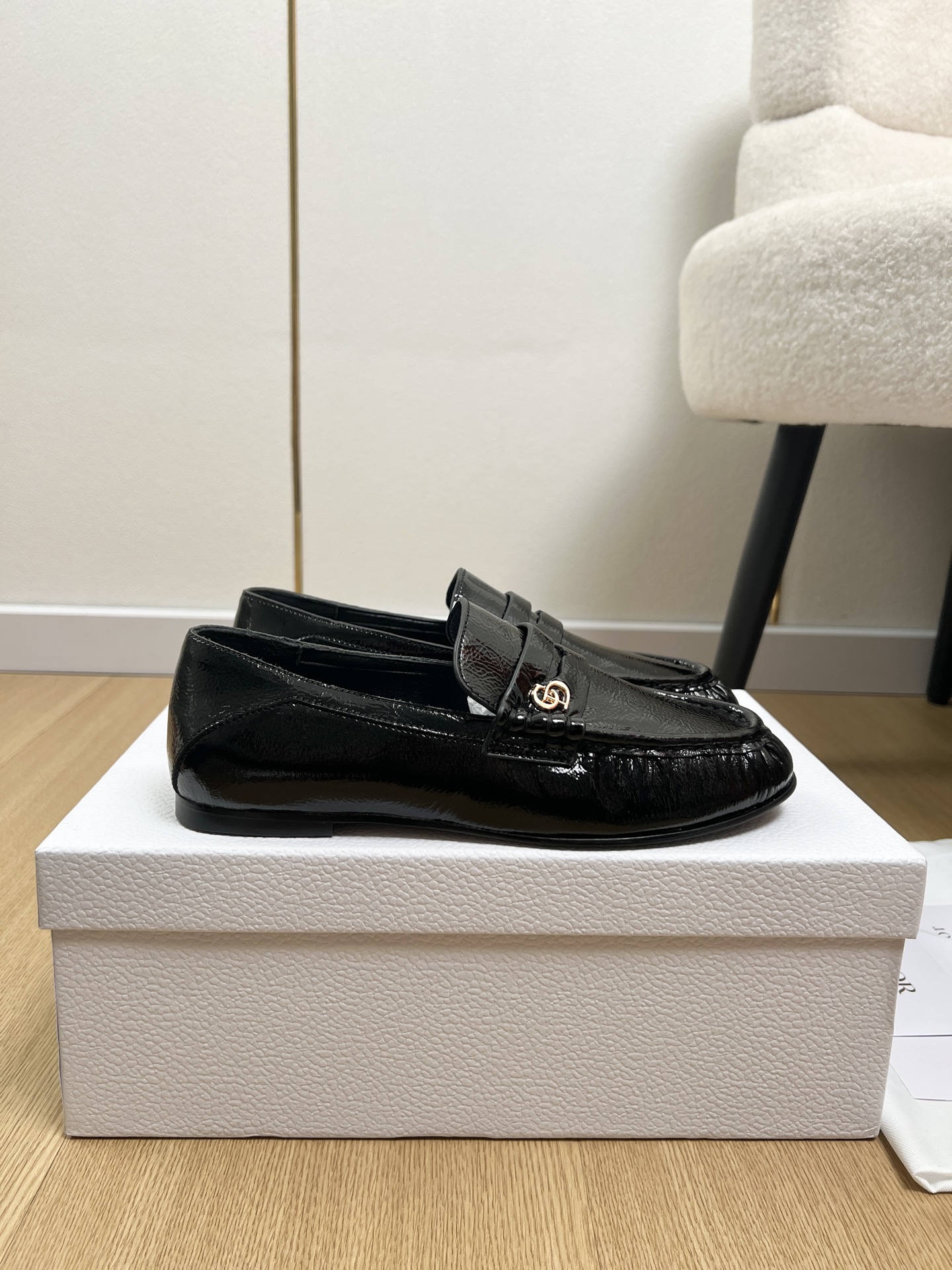 Dior Style Black Leather Women's Shoes style reference detail image 2 from source 785058