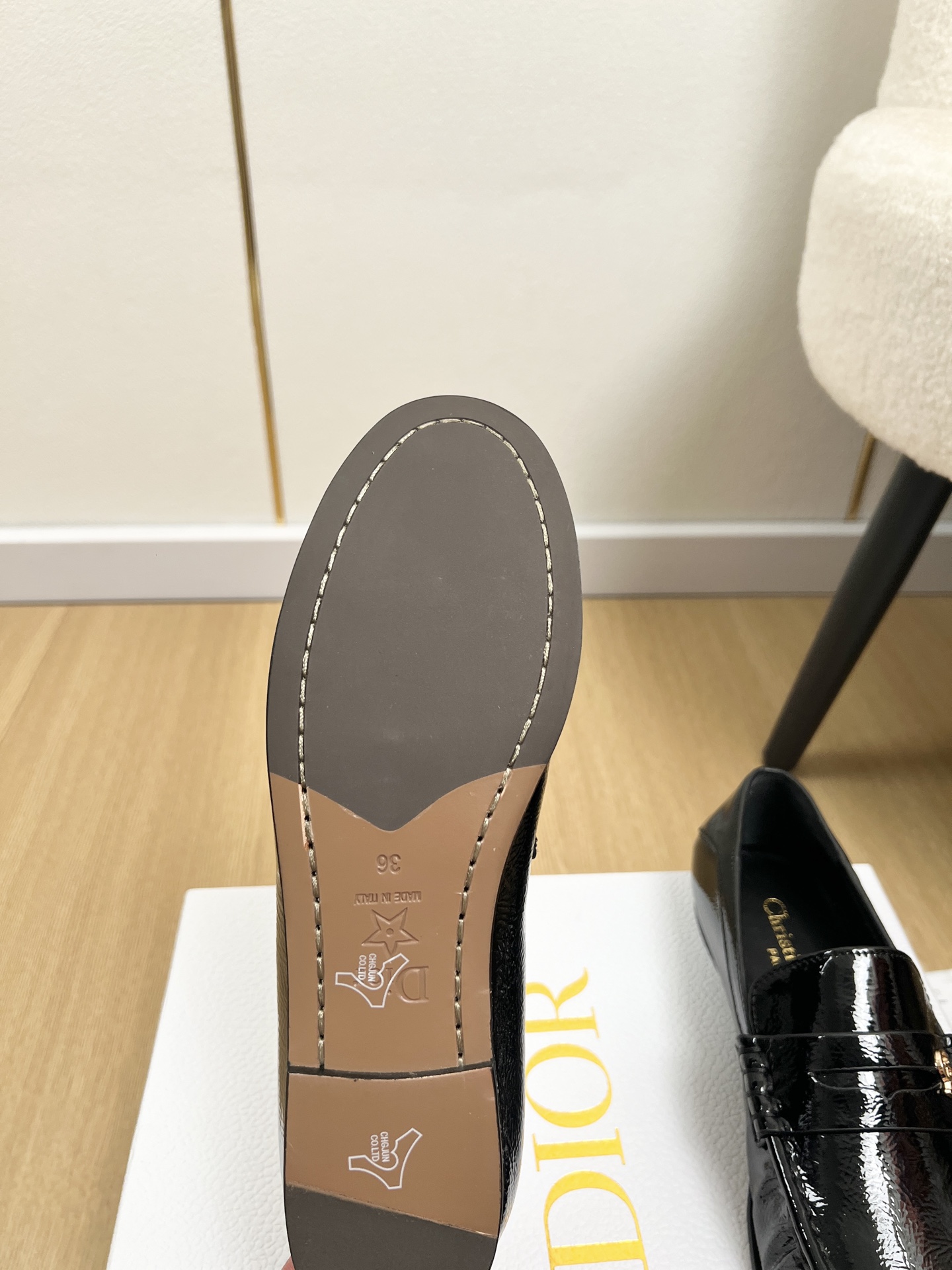 Dior Style Black Leather Women's Shoes style reference detail image 9 from source 785058