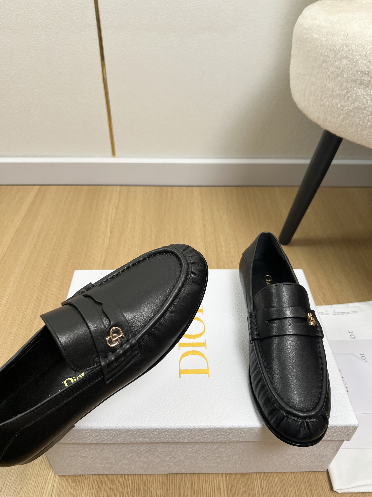 Dior Style Black Leather Women's Shoes style reference detail image 5 from source 785059