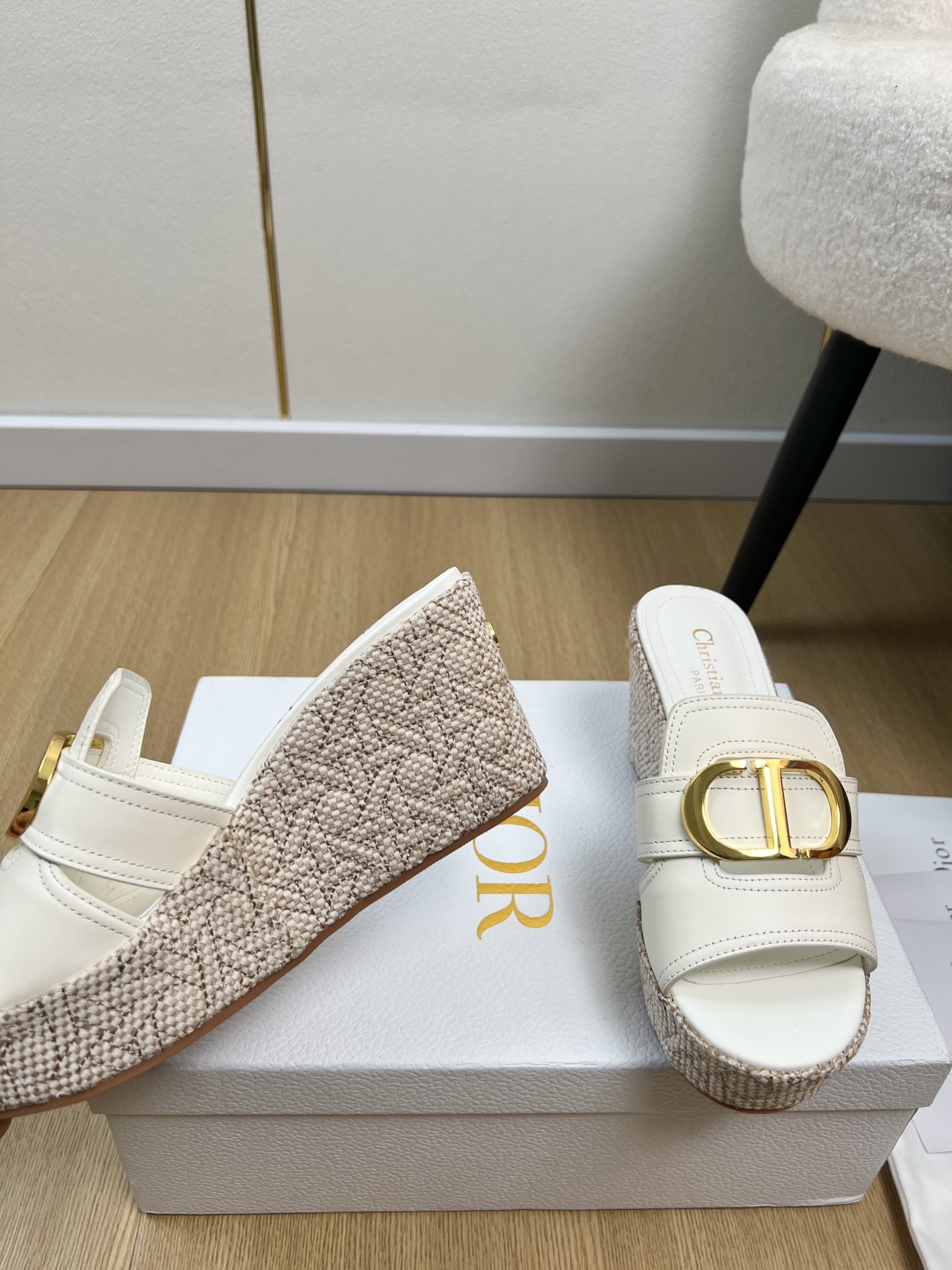 Dior Style White Leather Women's Shoes style reference detail image 6 from source 785060