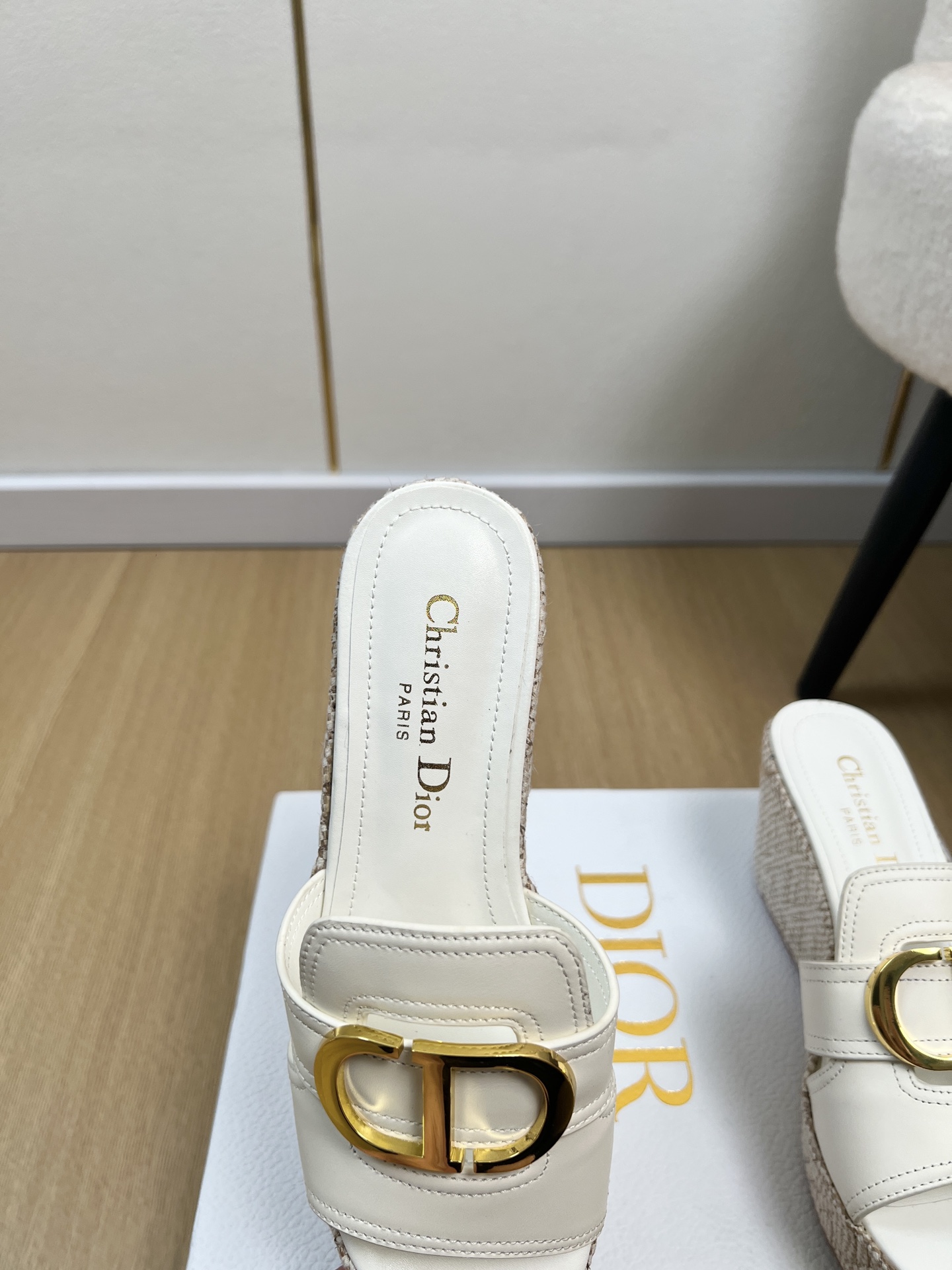 Dior Style White Leather Women's Shoes style reference detail image 7 from source 785060