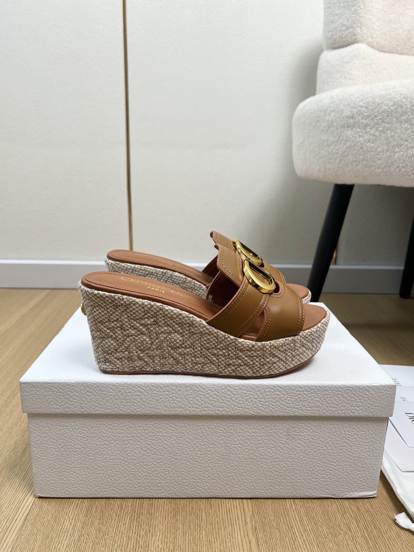 Dior Style White Leather Women's Shoes style reference detail image 2 from source 785062