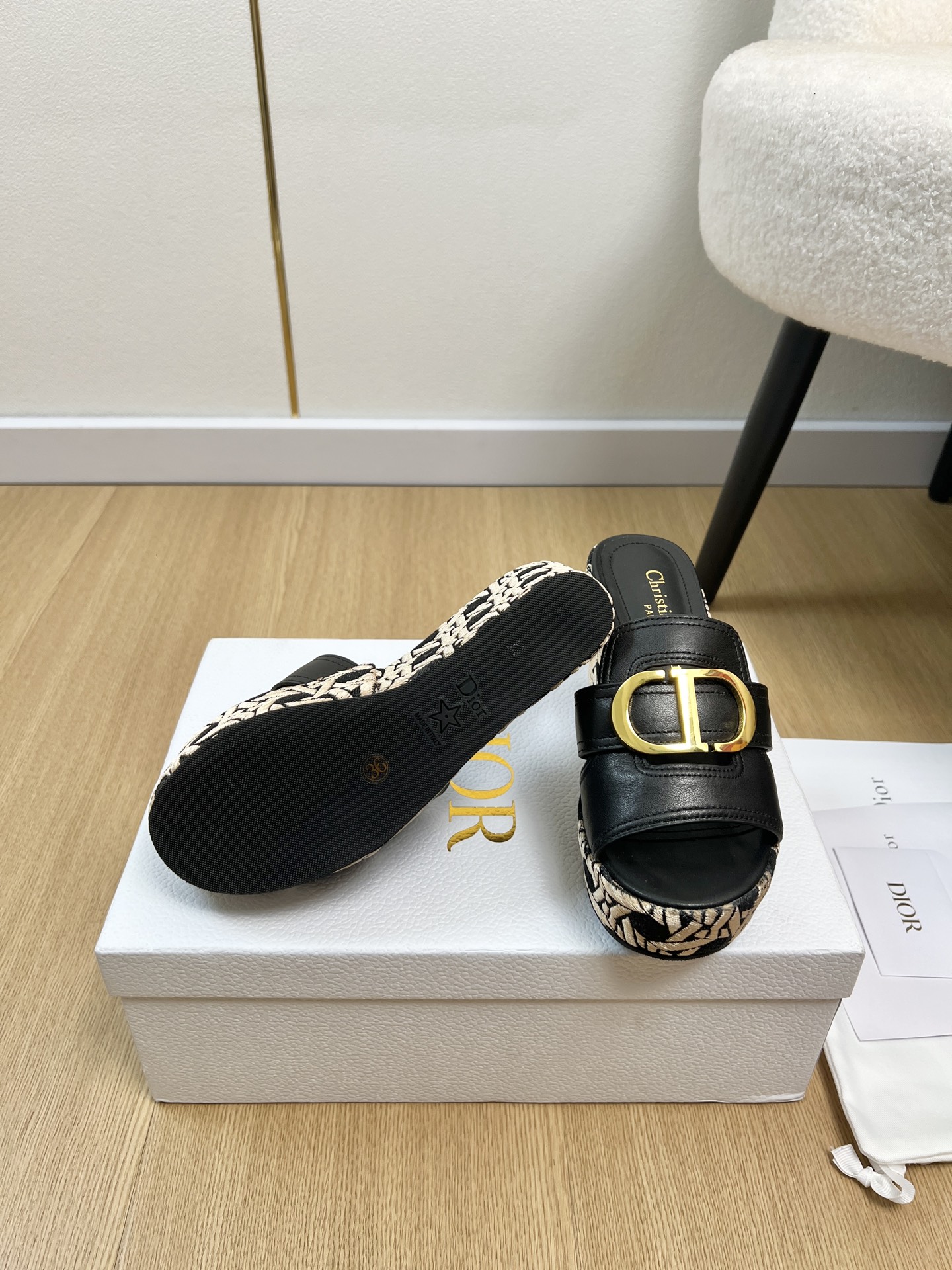 Dior Style White Leather Women's Shoes style reference detail image 9 from source 785063