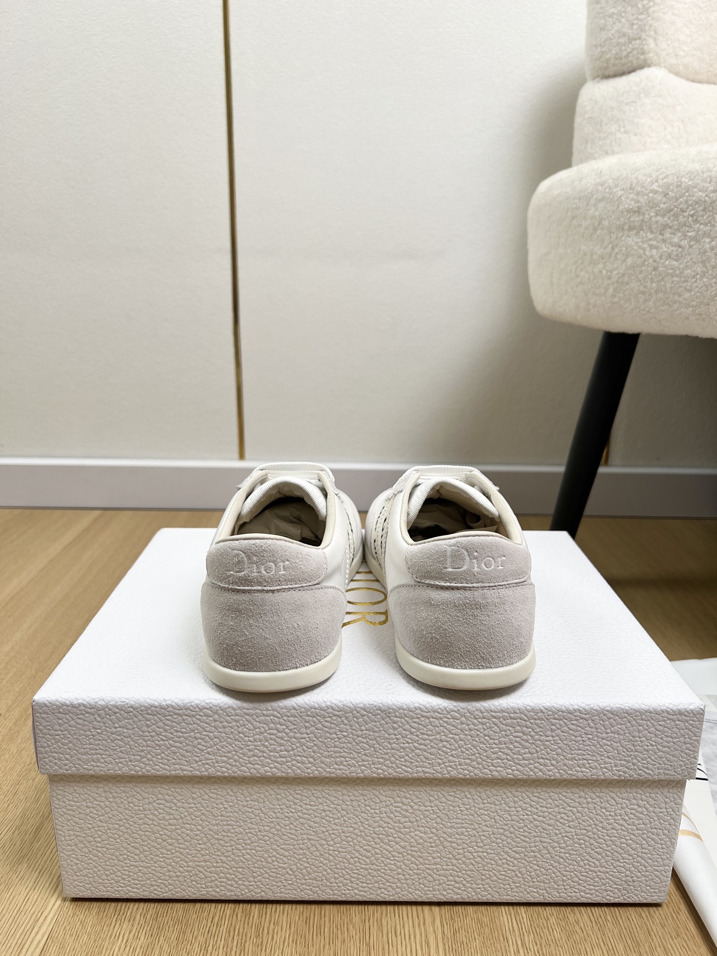 Dior Style White Leather Women's Shoes style reference detail image 8 from source 785064