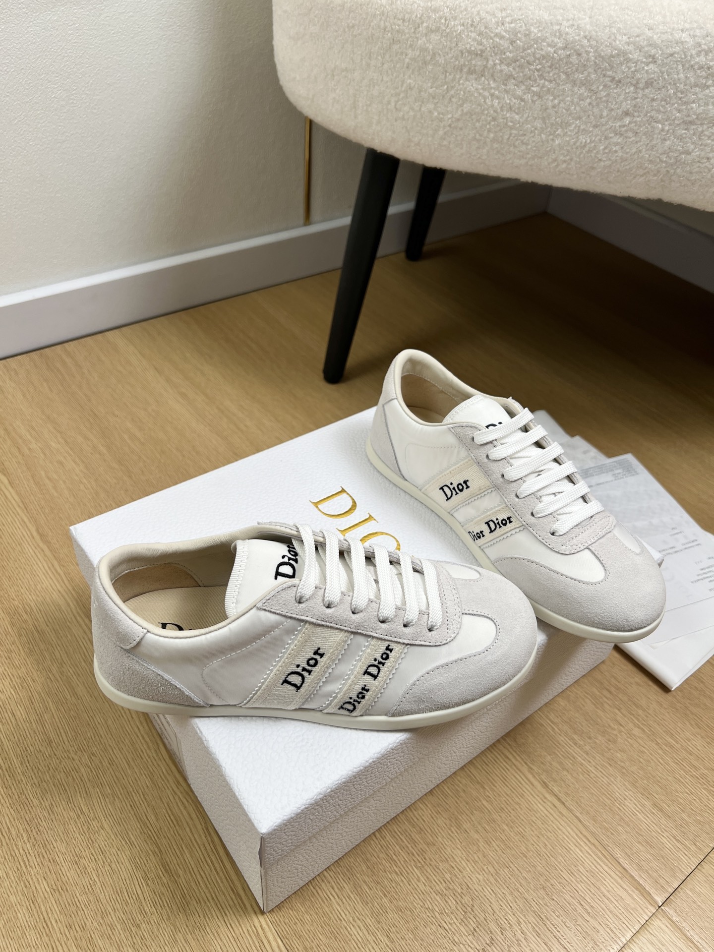 Dior Style White Leather Women's Shoes style reference detail image 3 from source 785064