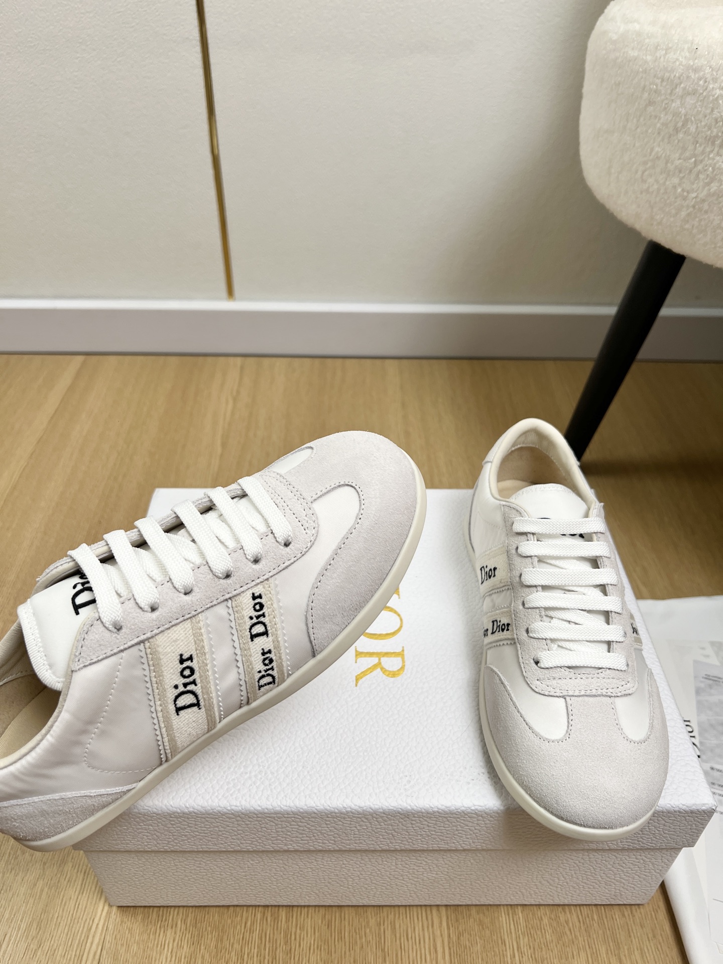 Dior Style White Leather Women's Shoes style reference detail image 5 from source 785064