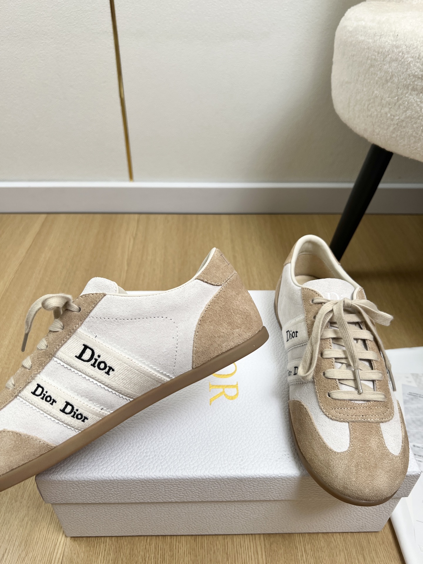 Dior Style White Leather Women's Shoes style reference detail image 6 from source 785065