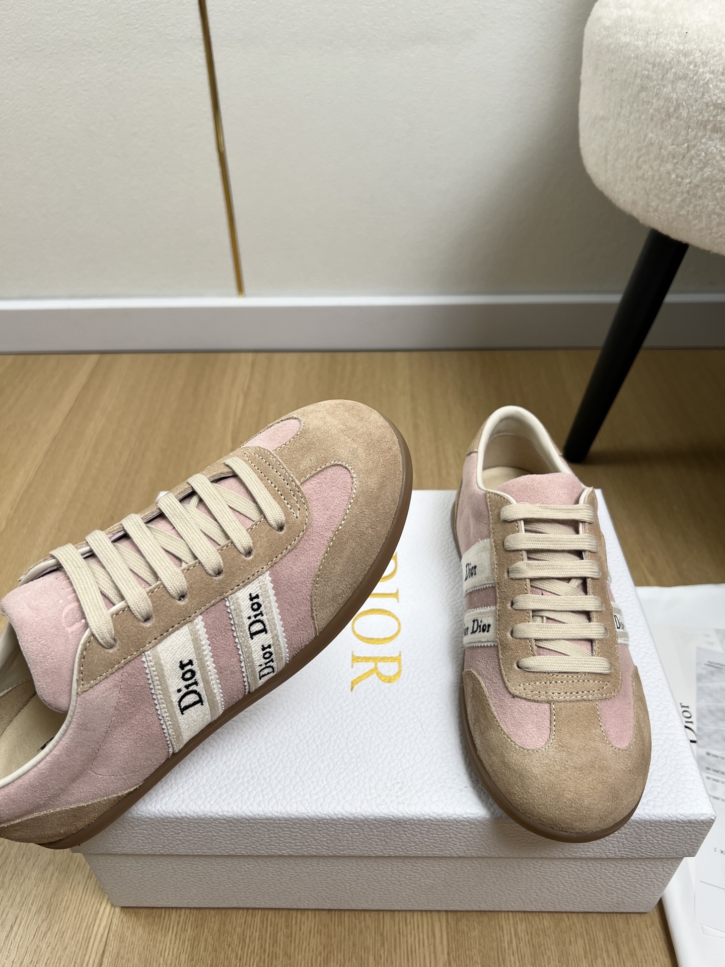 Dior Style White Leather Women's Shoes style reference detail image 5 from source 785066