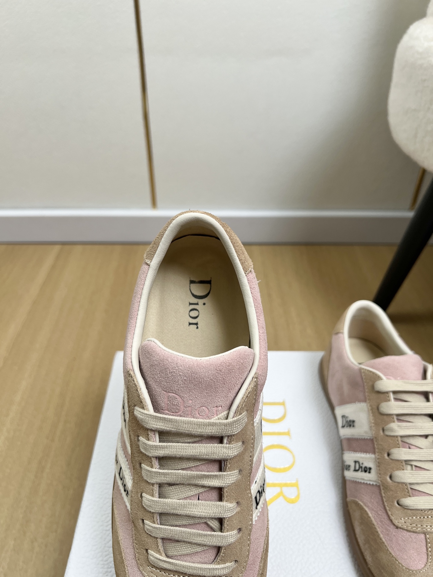 Dior Style White Leather Women's Shoes style reference detail image 7 from source 785066