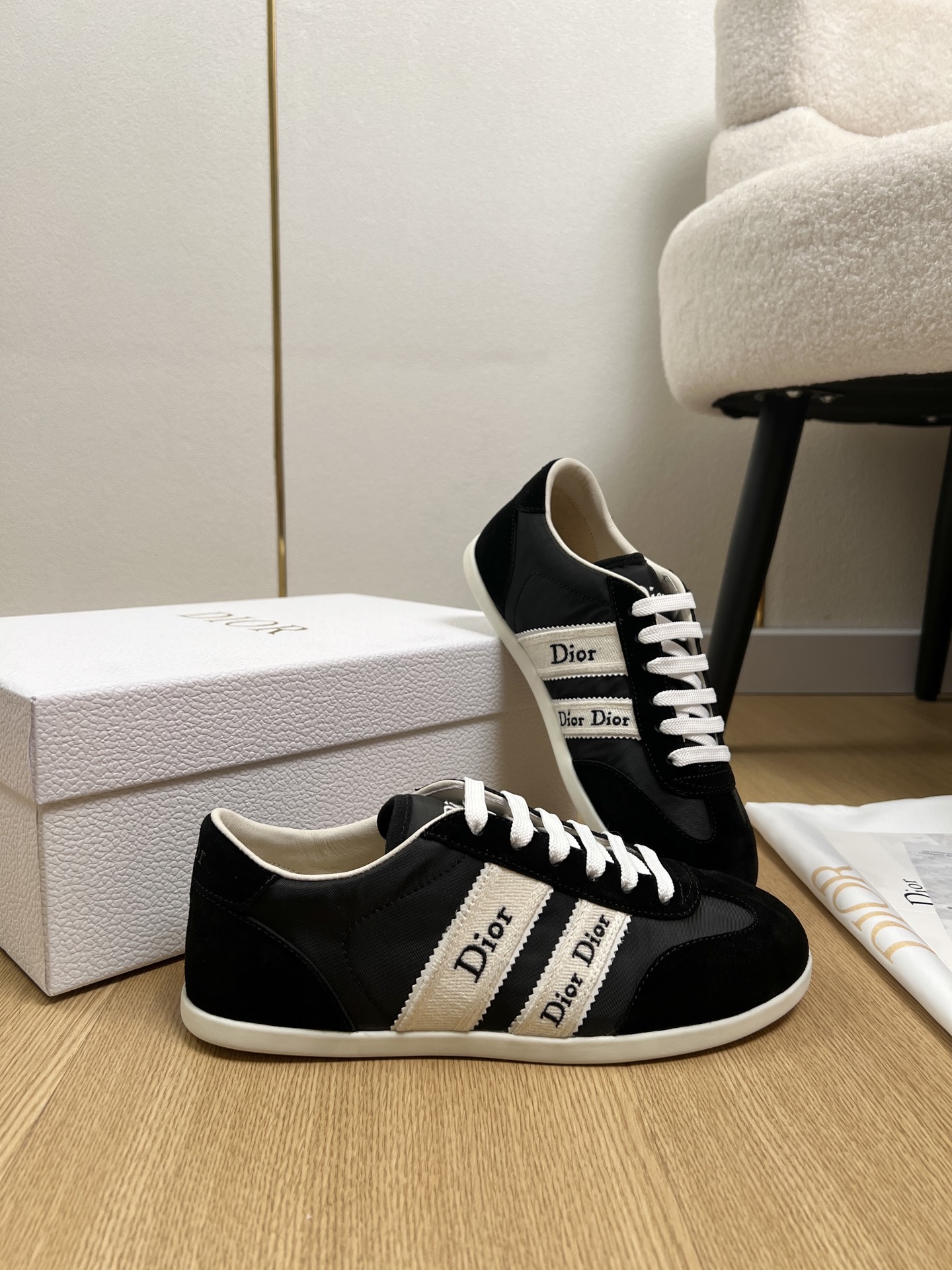 Dior Style White Leather Women's Shoes style reference detail image 4 from source 785067