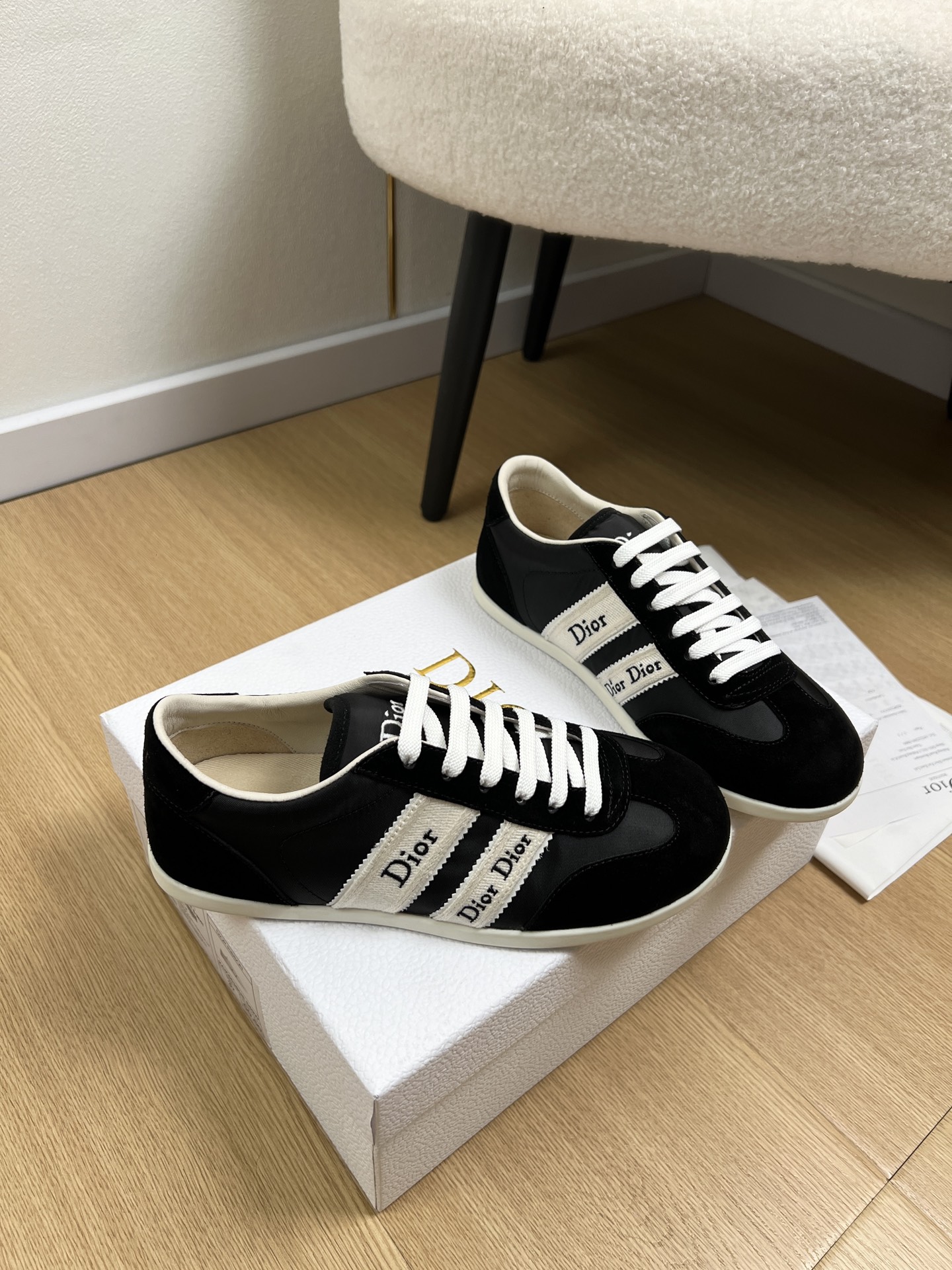 Dior Style White Leather Women's Shoes style reference detail image 3 from source 785067