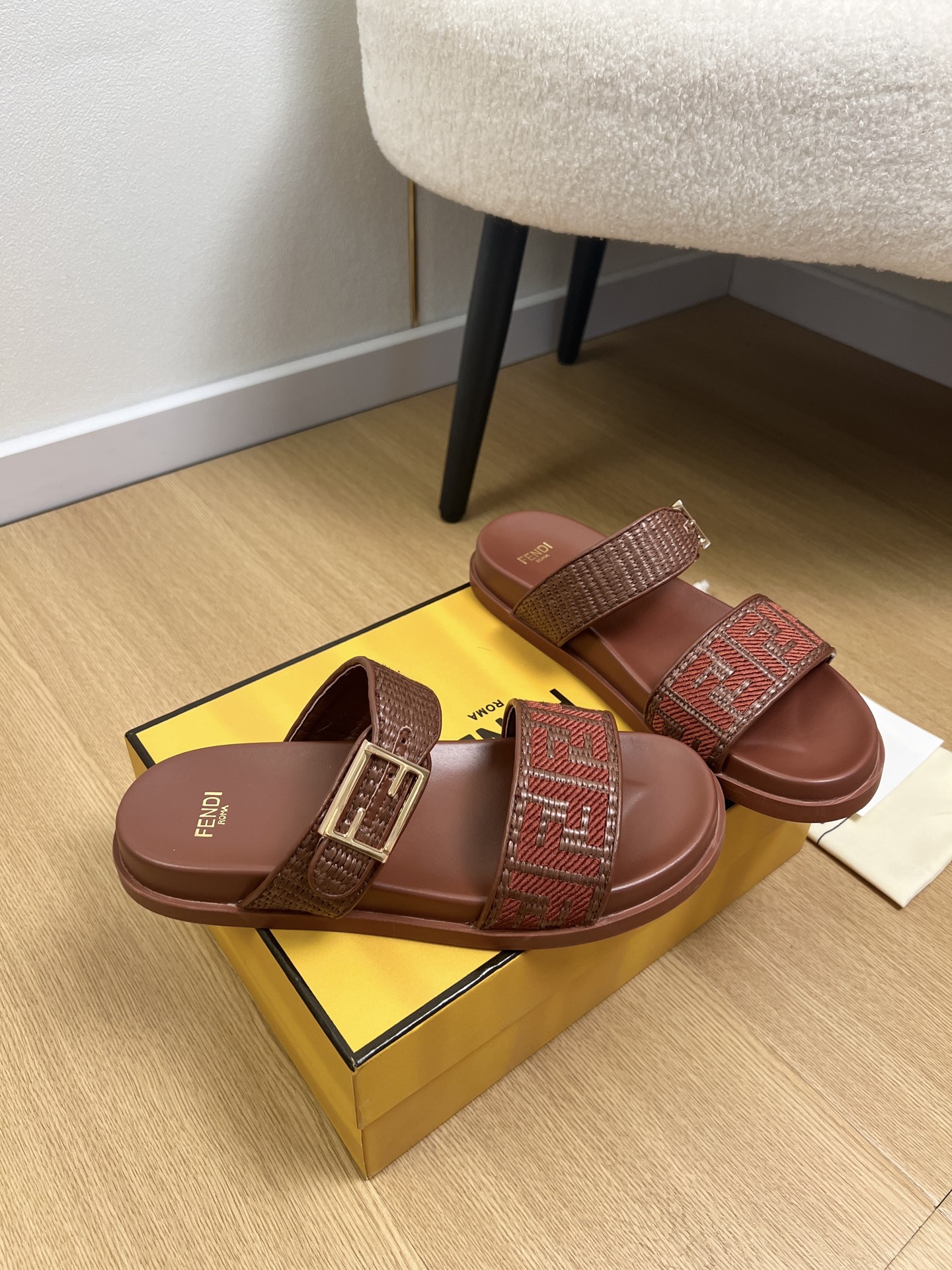 Fendi Feel Woven Slides