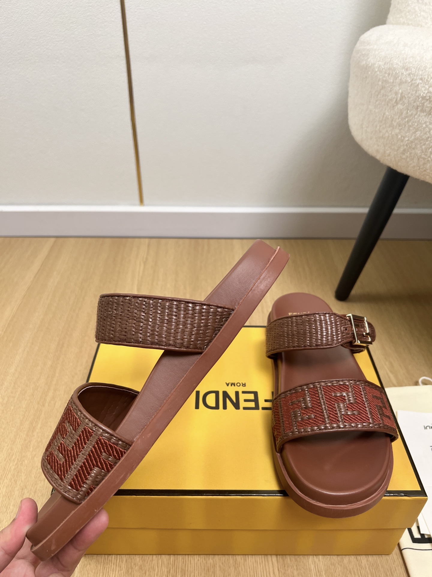 Fendi Feel Woven Slides