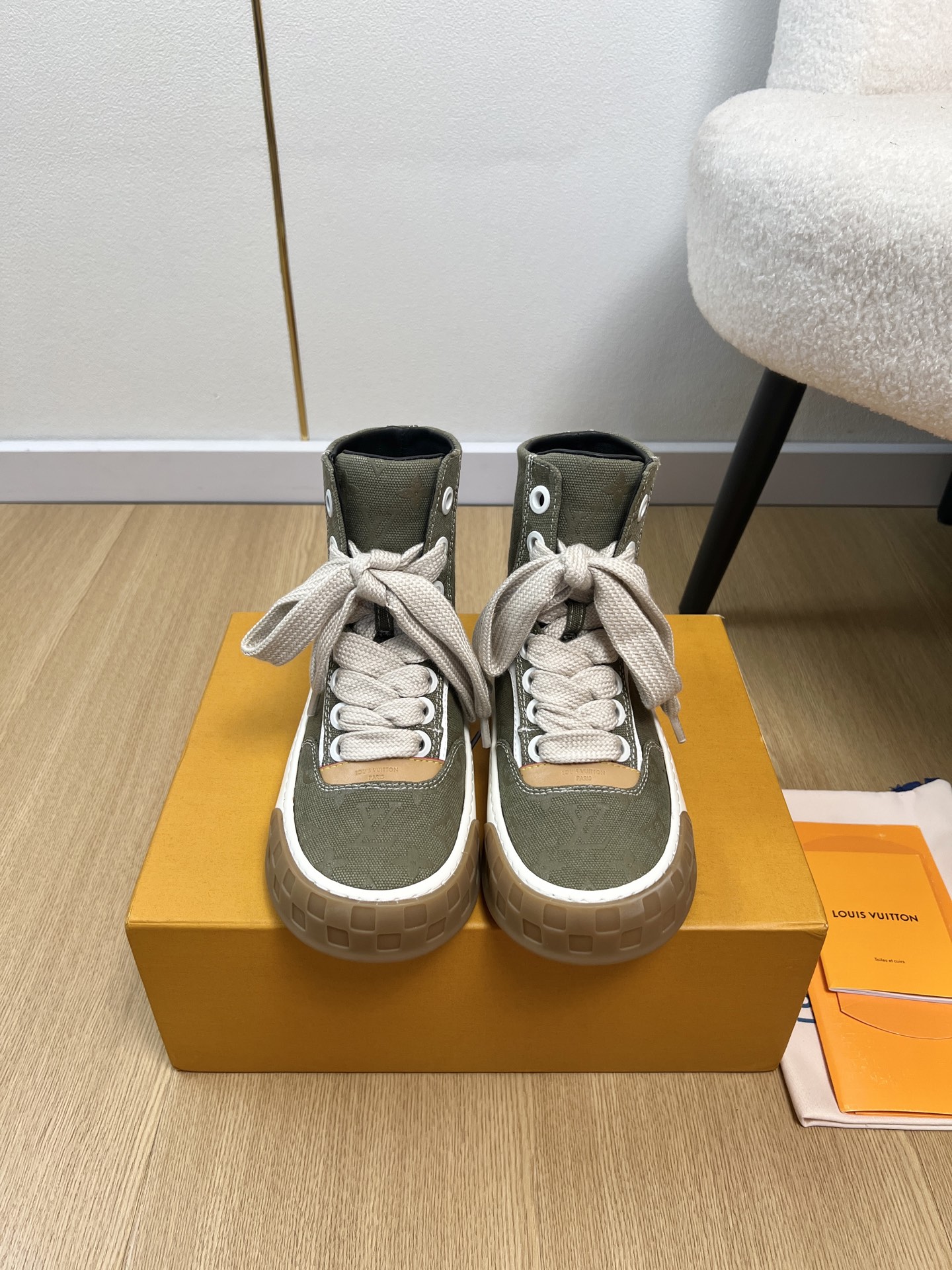 Louis Vuitton Sneakers