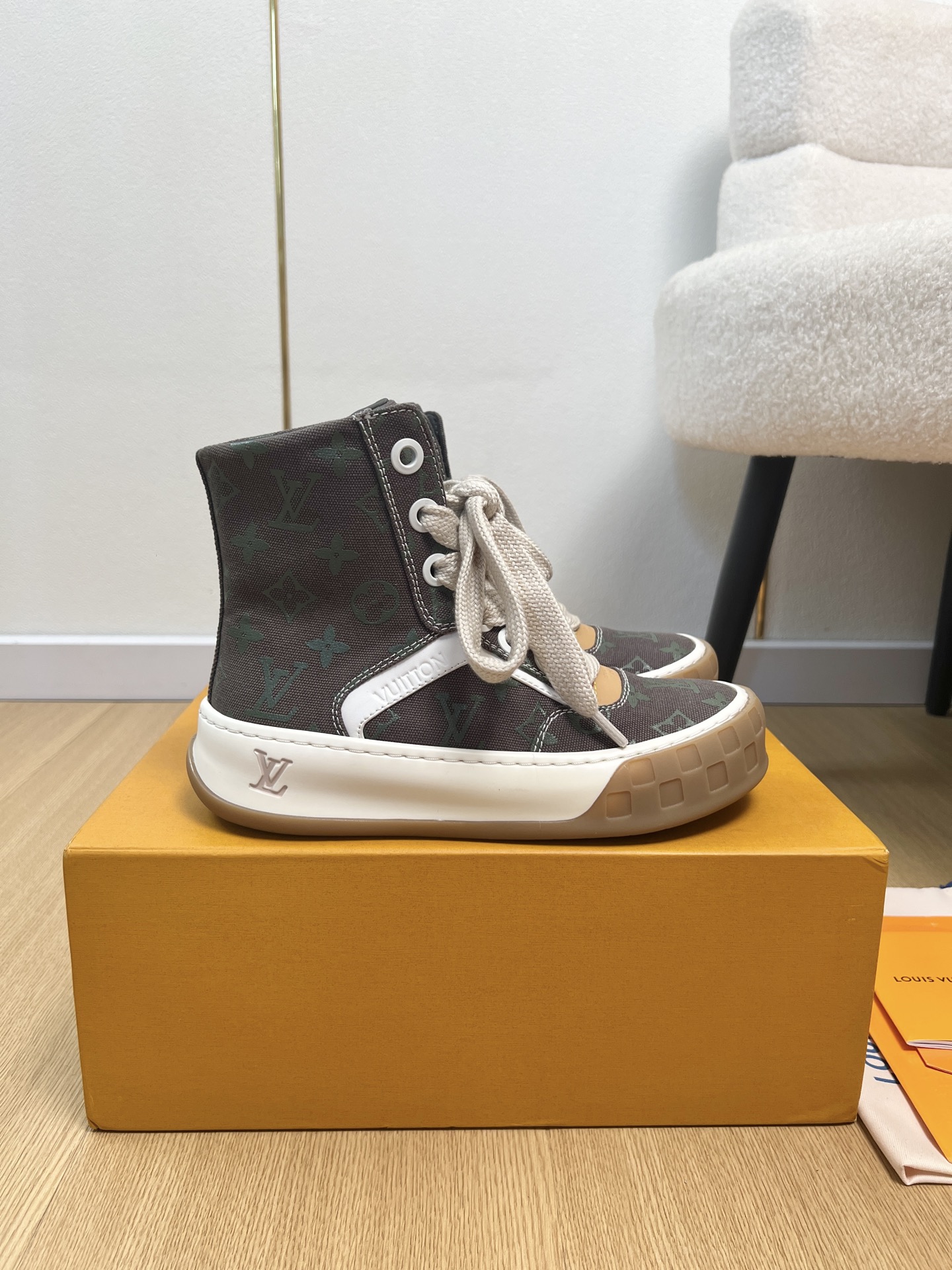 Louis Vuitton Sneakers