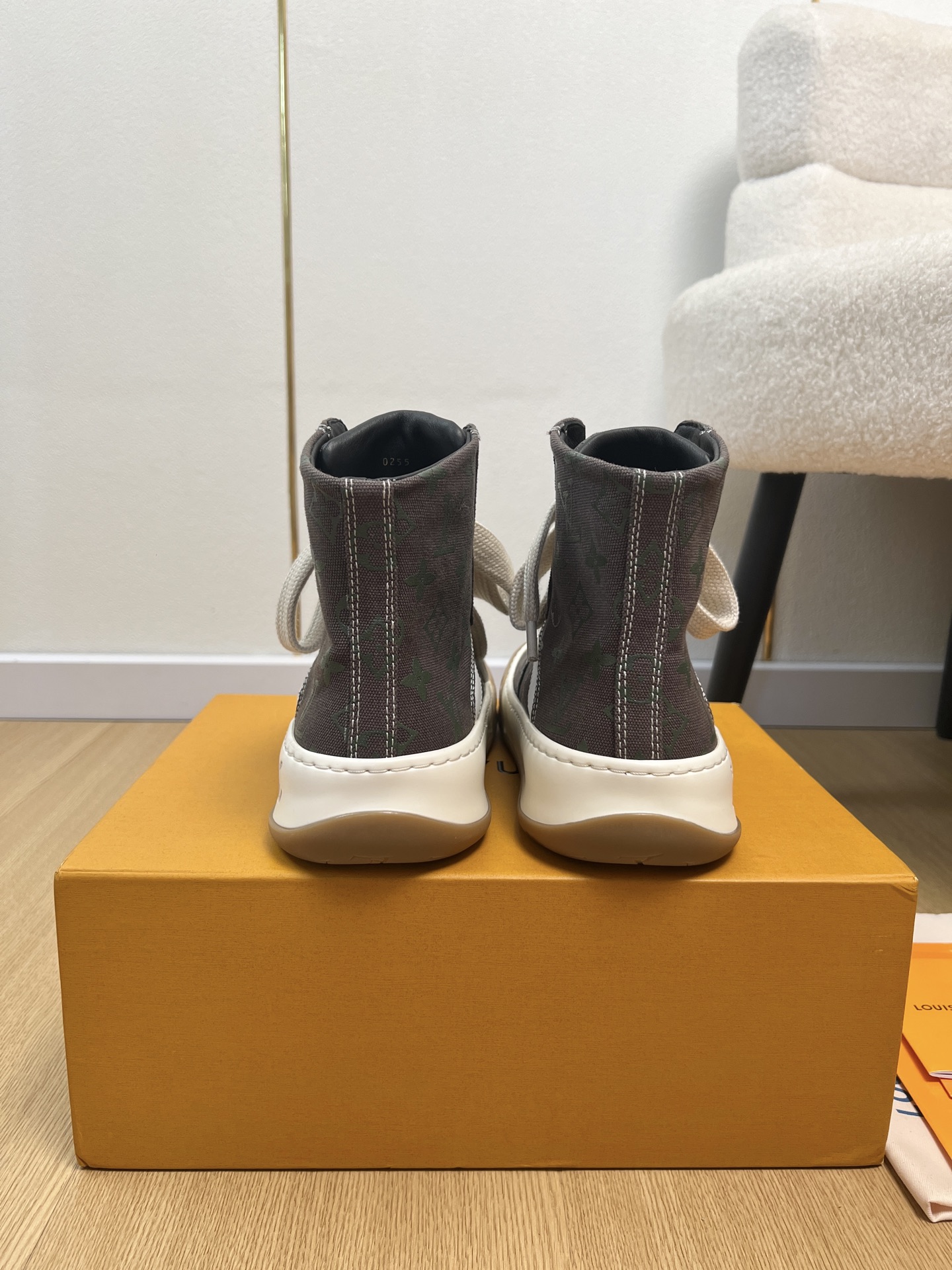 Louis Vuitton Sneakers