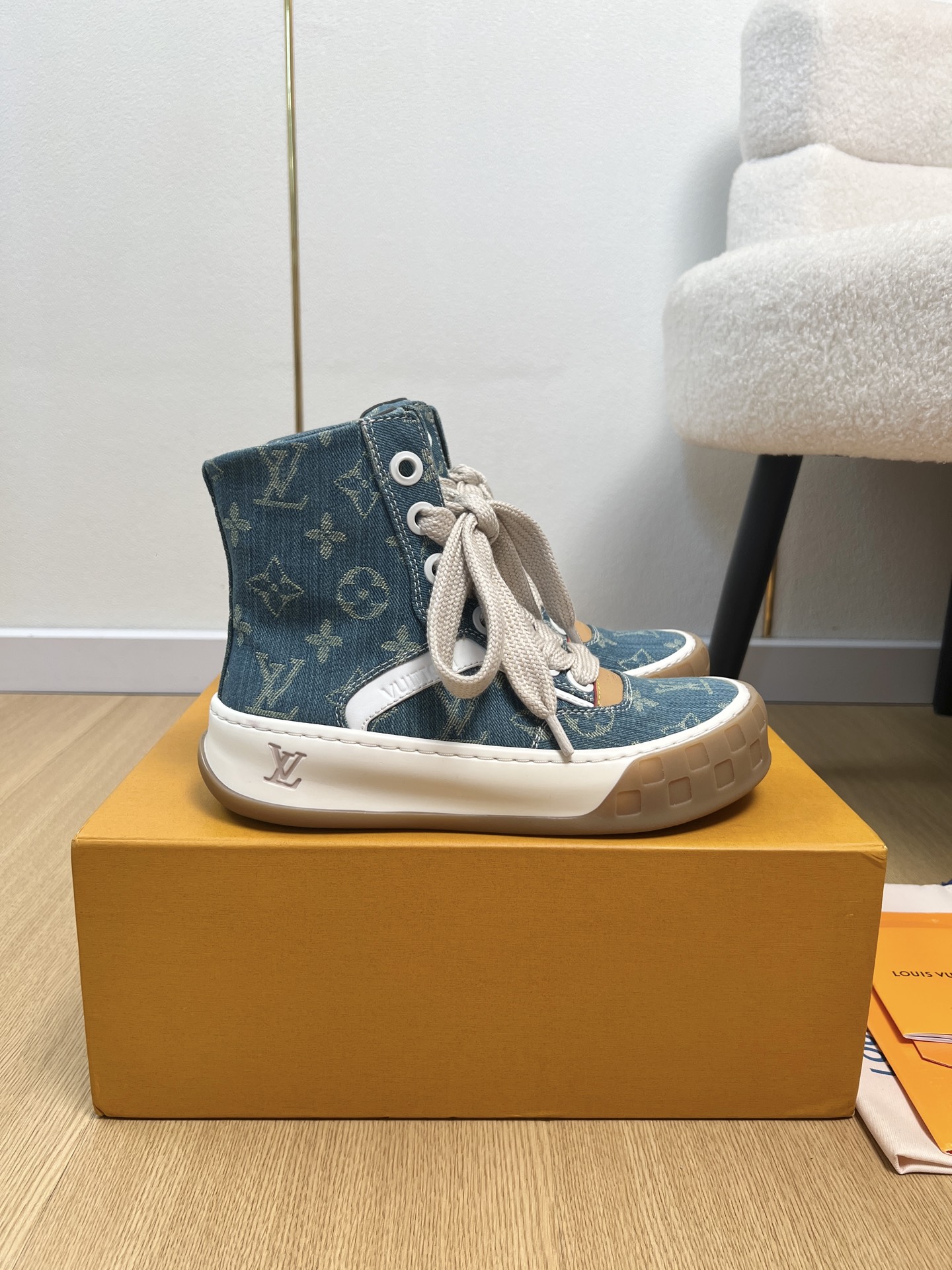 Louis Vuitton Sneakers