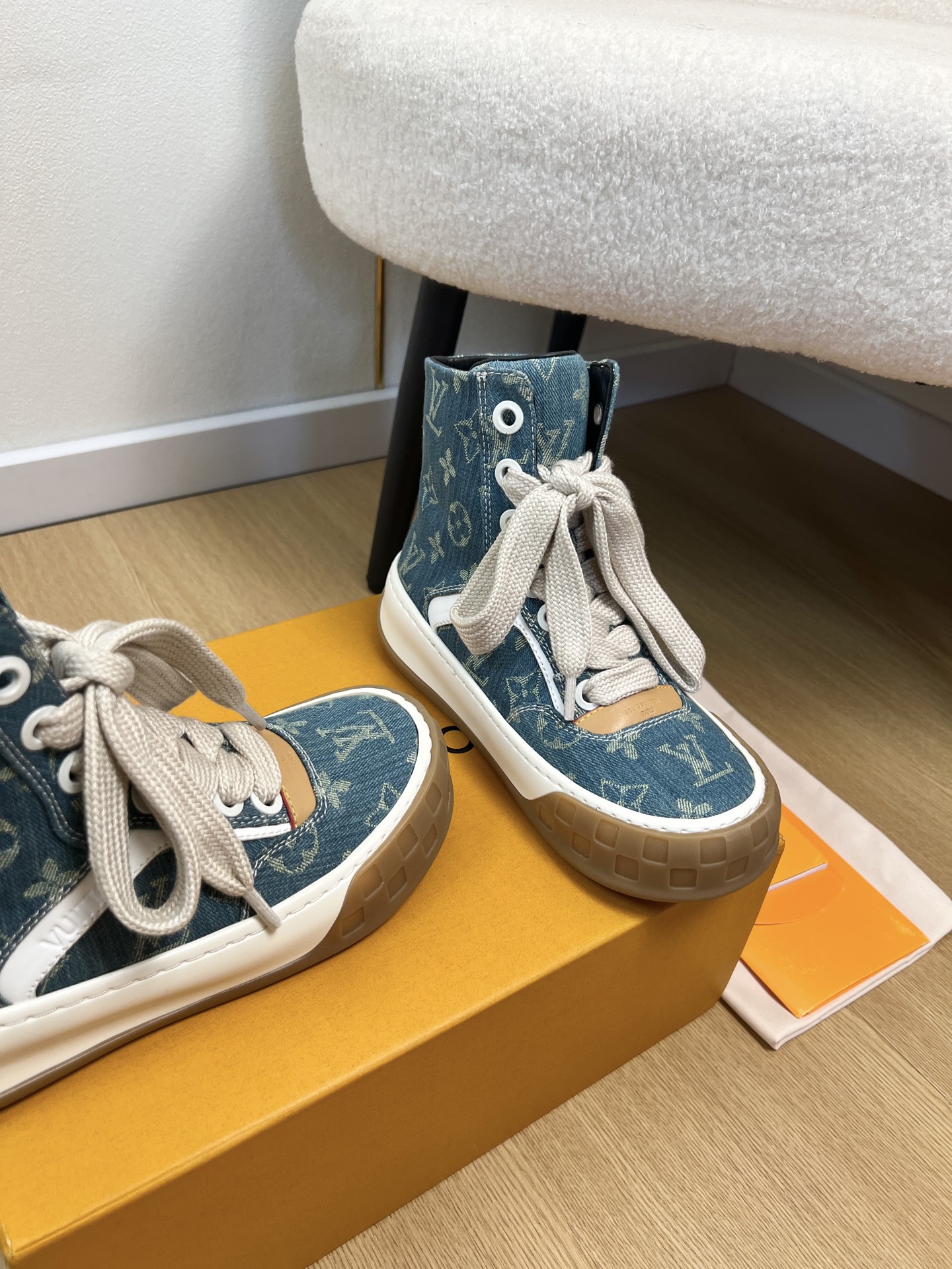 Louis Vuitton Sneakers