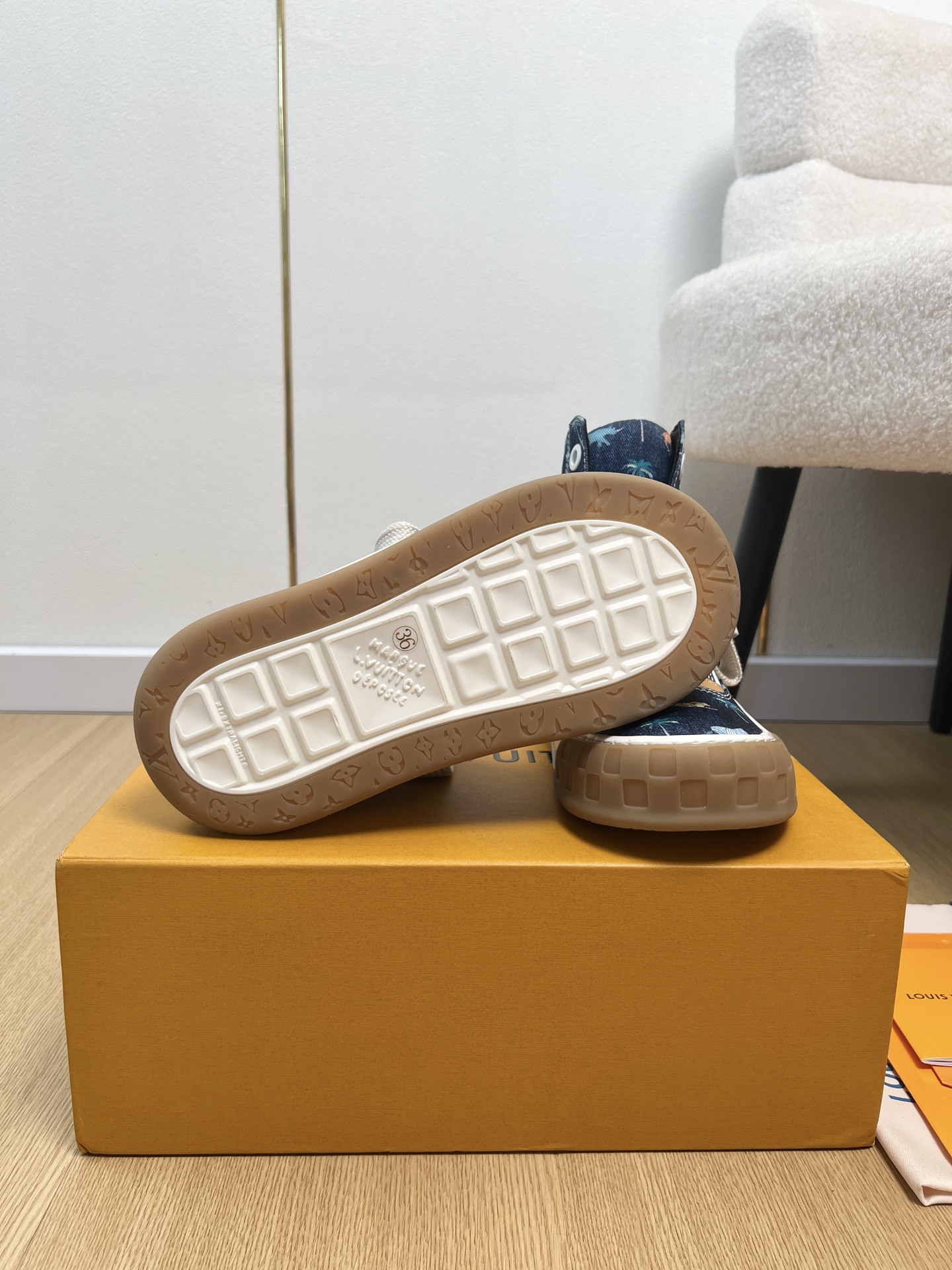 Louis Vuitton Sneakers