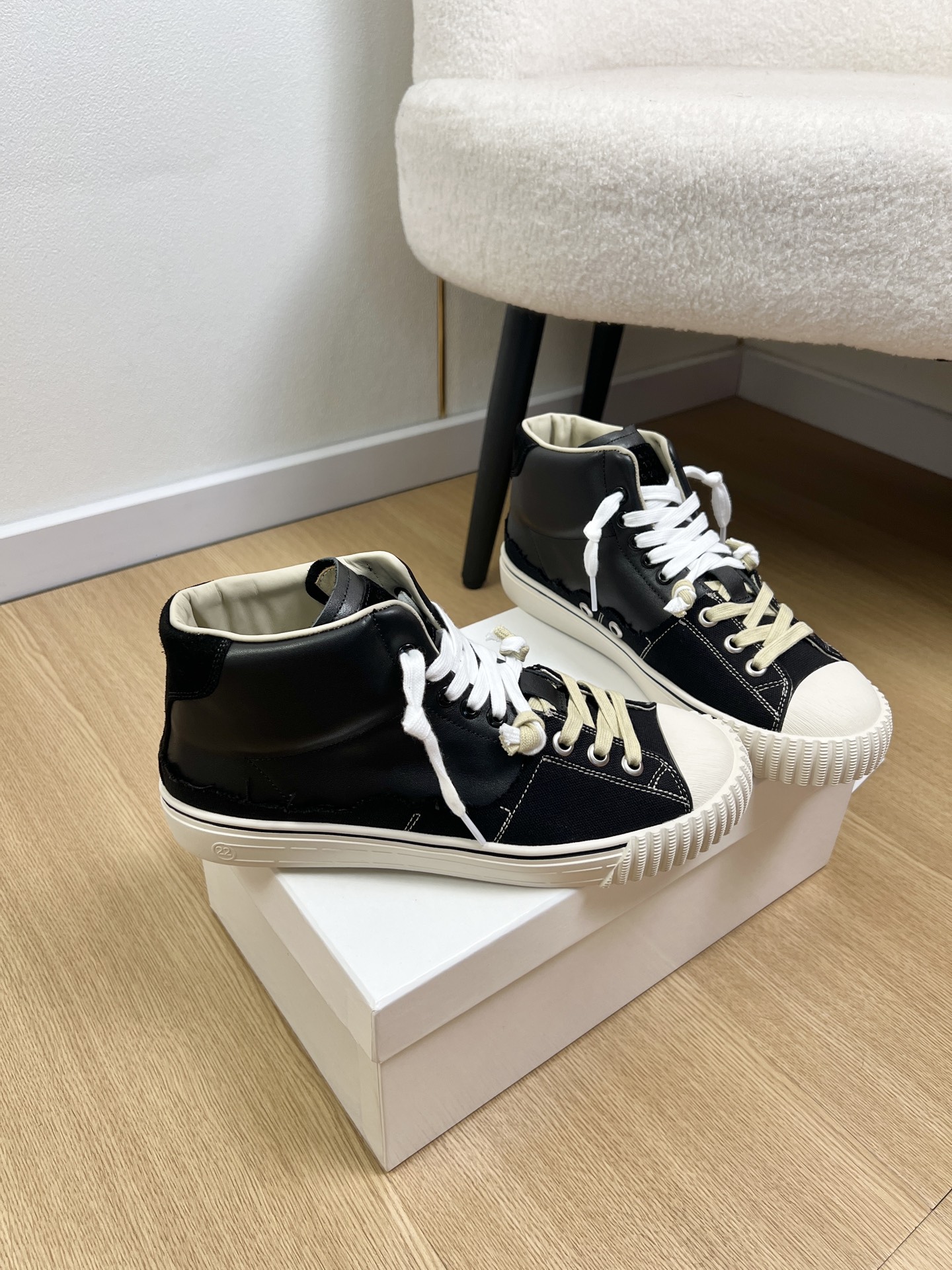 Designer Sneakers