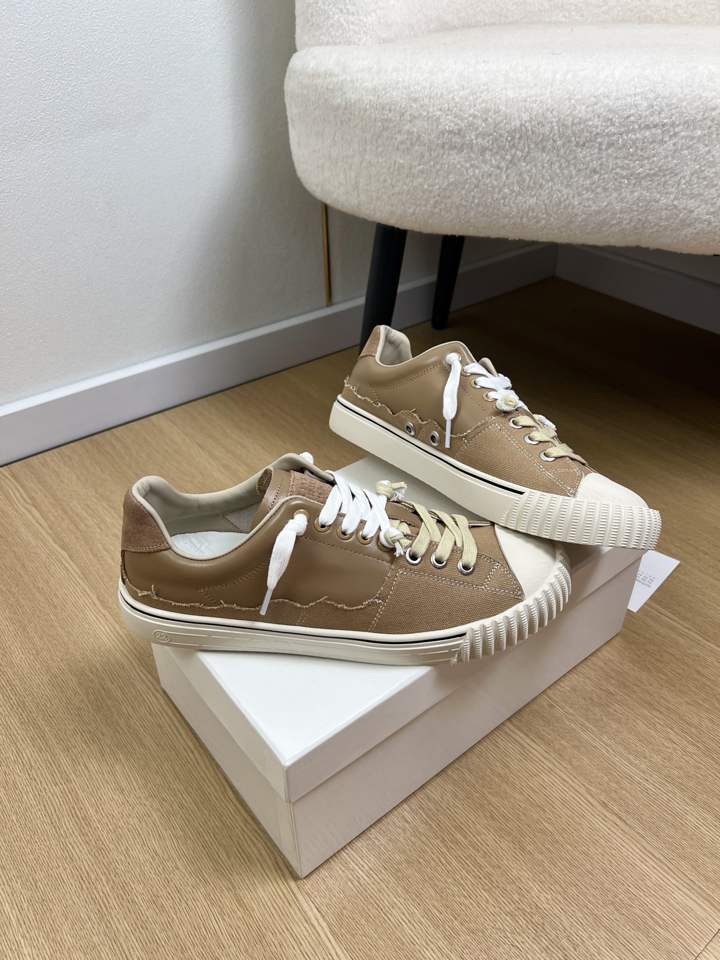 Designer Sneakers