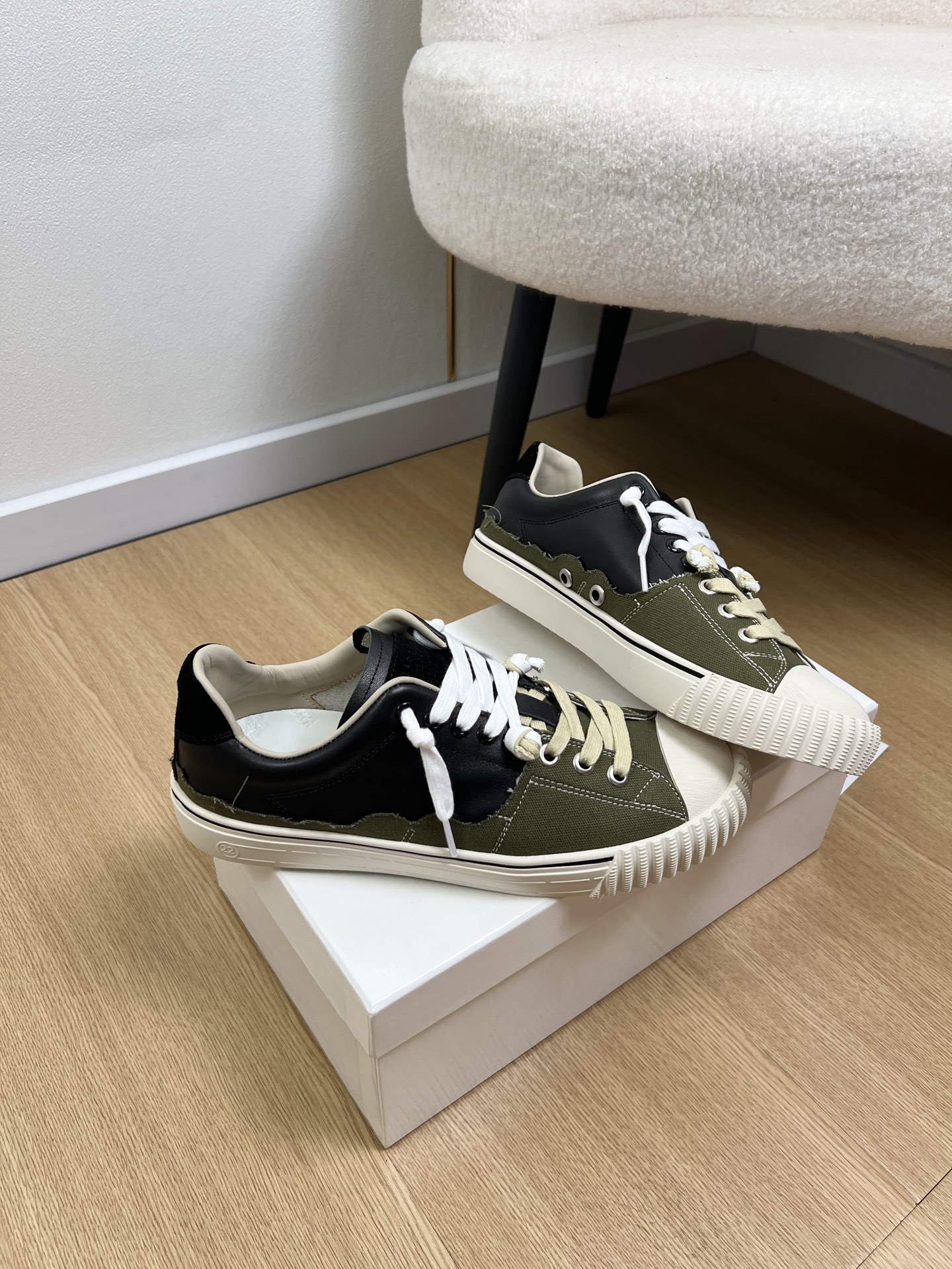 Designer Sneakers