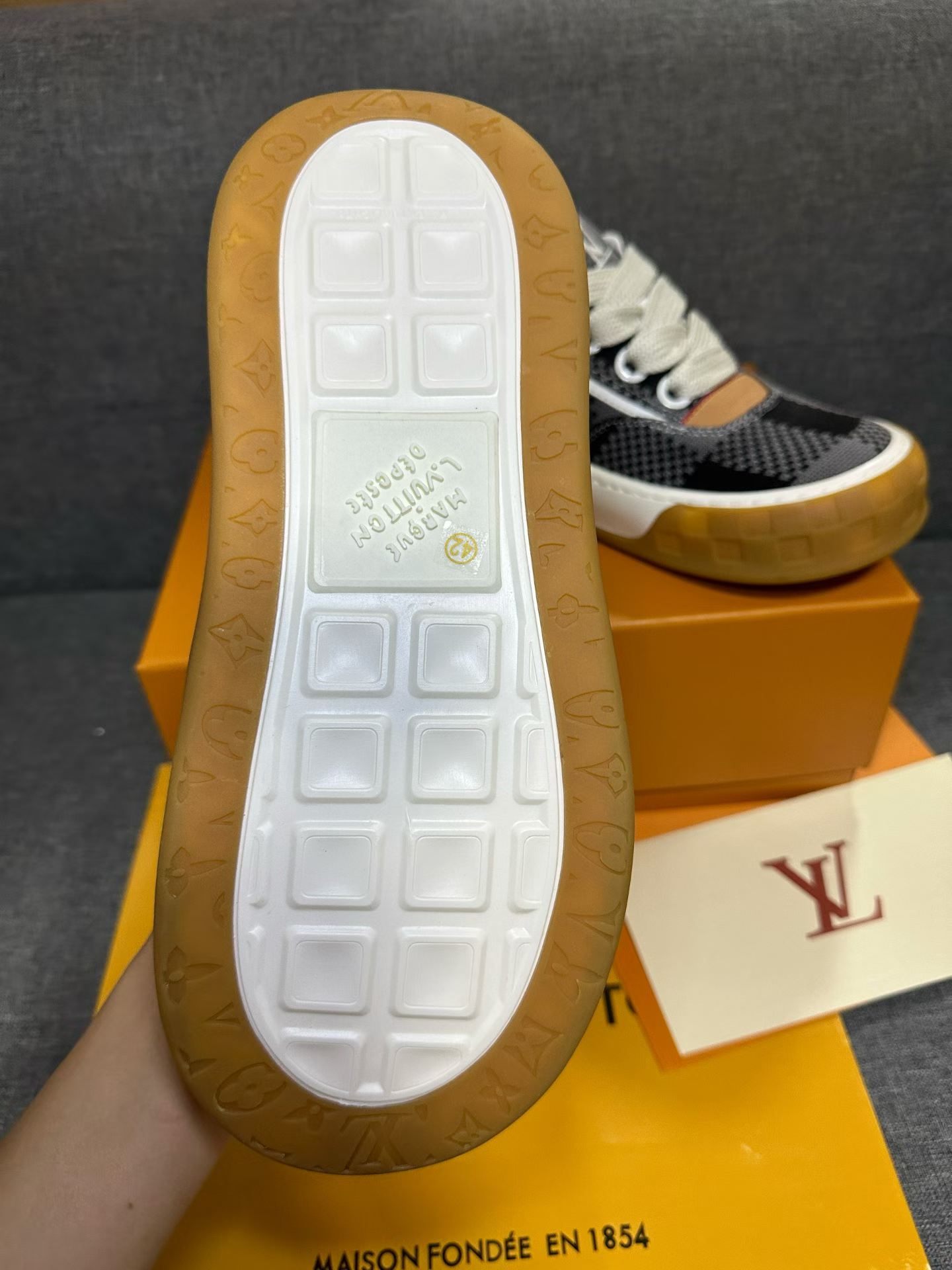 Louis Vuitton 专柜款经典鞋履 9