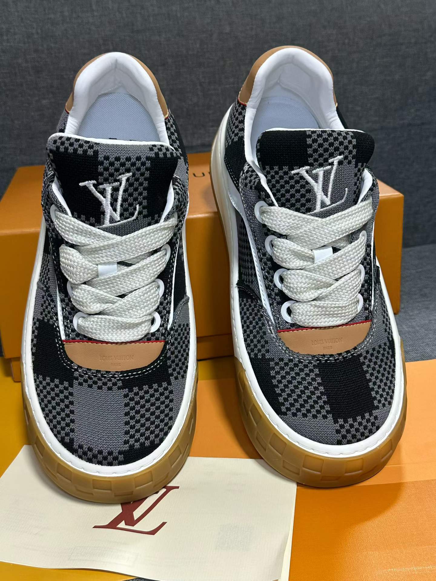 Louis Vuitton 专柜款经典鞋履 8