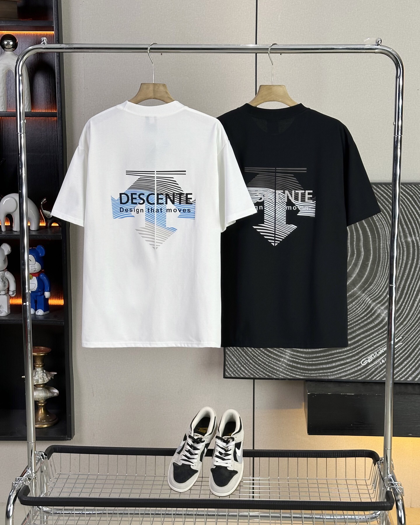 Alternative view of T-Shirt 07245