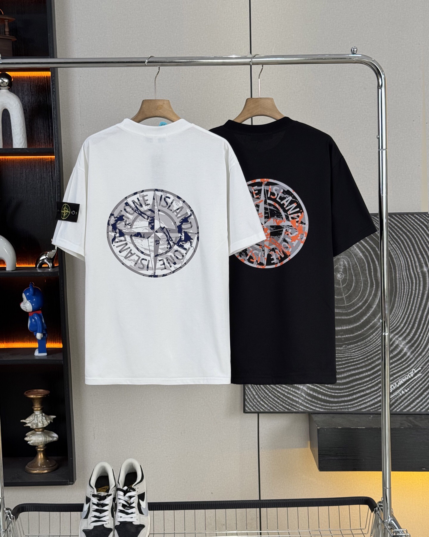 Alternative view of T-Shirt 07238