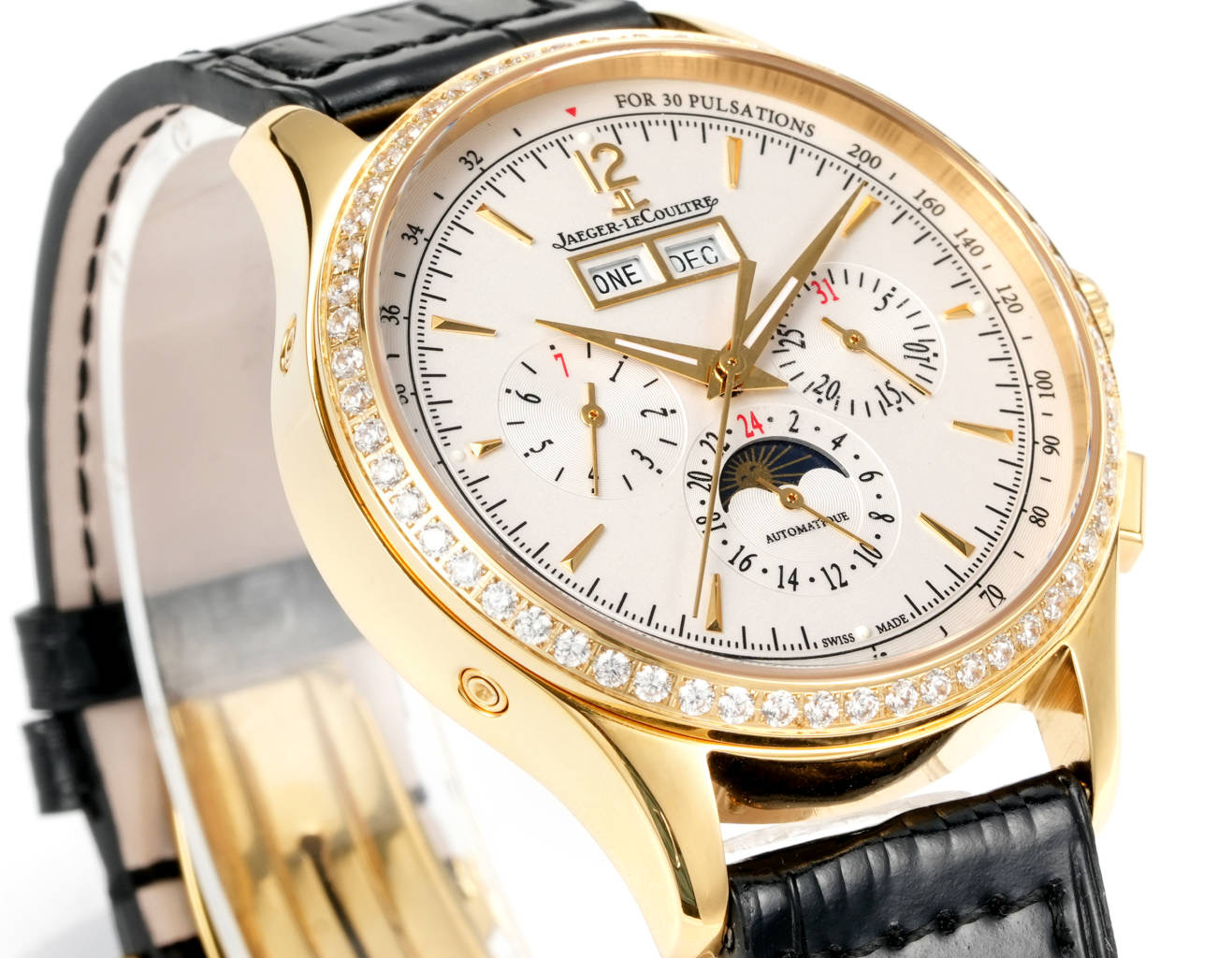Jaeger-LeCoultre Master Grande Tradition Quantieme Perpetual yellow gold case, diamond bezel, silver dial, black leather strap 40mm Men's Automatic