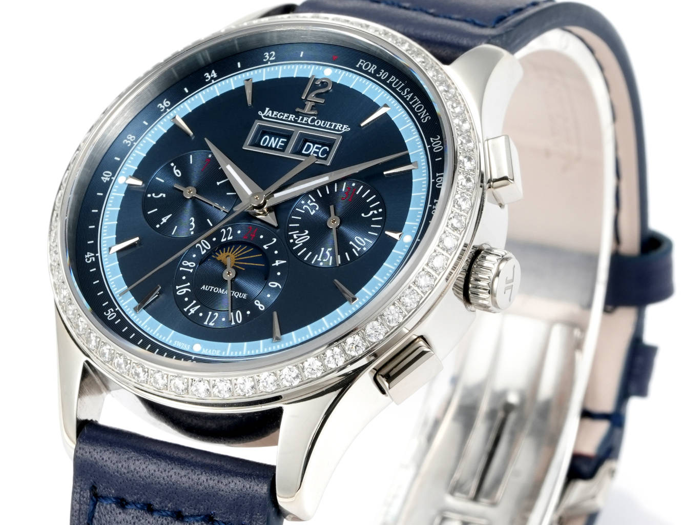 Jaeger-LeCoultre Master Control Chronograph Calendar 4138420 stainless steel diamond bezel blue dial blue leather strap 40mm Men's Automatic