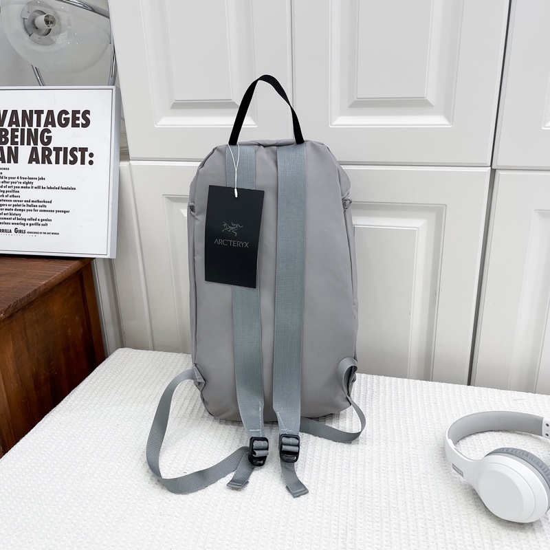 💰75 ARC.TERYX始祖鸟MANTIS 26 BACKPACK轻量男女同款休闲双肩包大容量户外运动旅行背包学生书包 尺寸:41×24×19