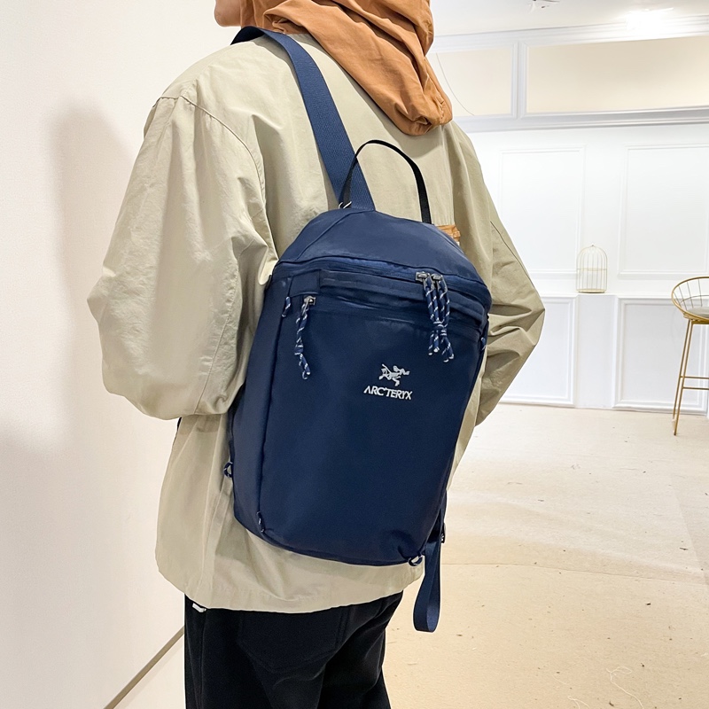💰75 ARC.TERYX始祖鸟MANTIS 26 BACKPACK轻量男女同款休闲双肩包大容量户外运动旅行背包学生书包 尺寸:41×24×19