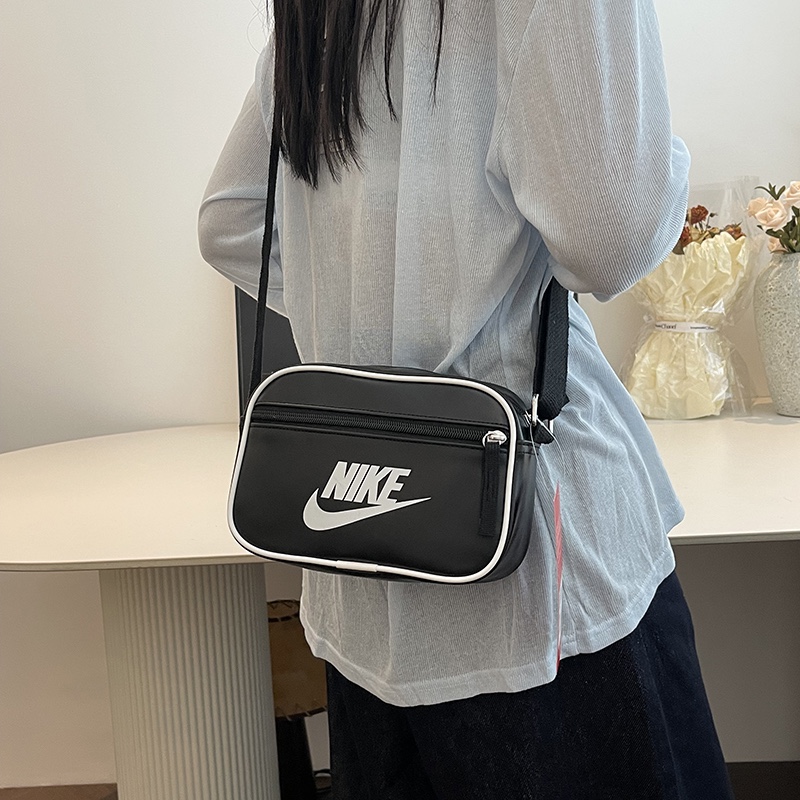 Verkoop alleen van hoge kwaliteit
 Nike Tassen Schoudertas Unisex Casual