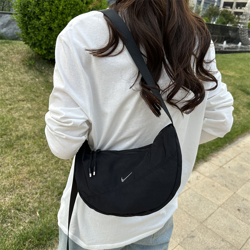 Alternative view of Crossbody Bag 13313