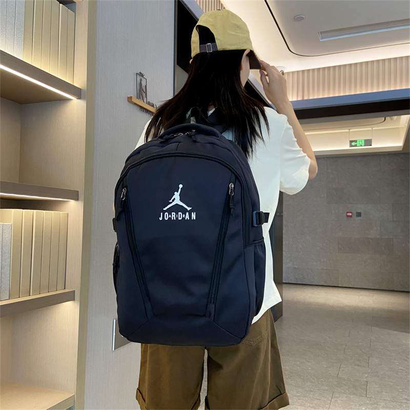 🛒购物价：55💰[江苏档口] AIR JORDAN乔丹飞人 男女同款简约百搭休闲双肩包时尚运动大容量背包校园高中大学生书包电脑包 尺寸:46×31×18