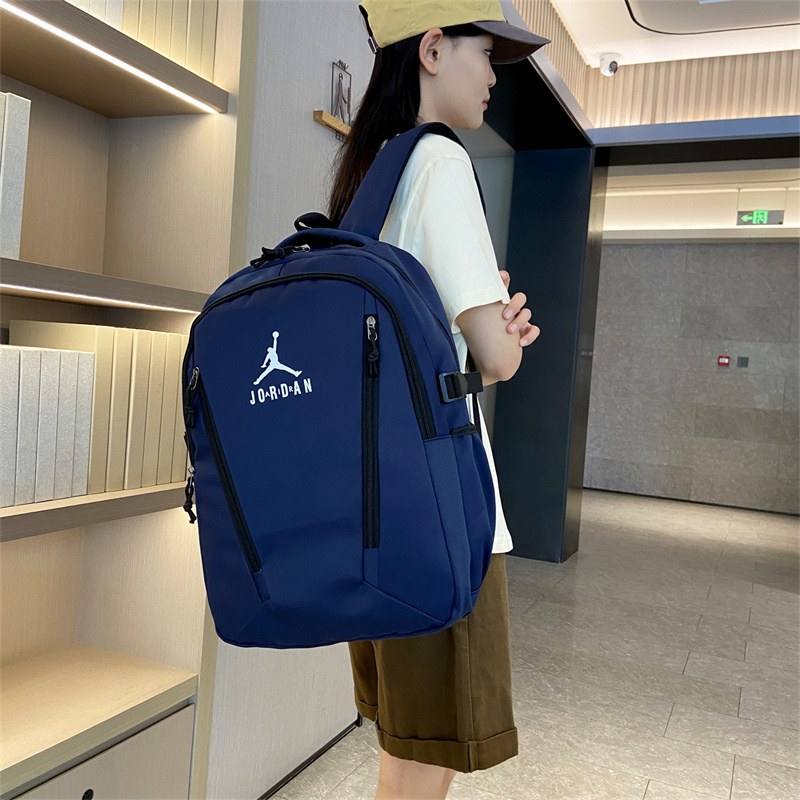 🛒购物价：55💰[江苏档口] AIR JORDAN乔丹飞人 男女同款简约百搭休闲双肩包时尚运动大容量背包校园高中大学生书包电脑包 尺寸:46×31×18