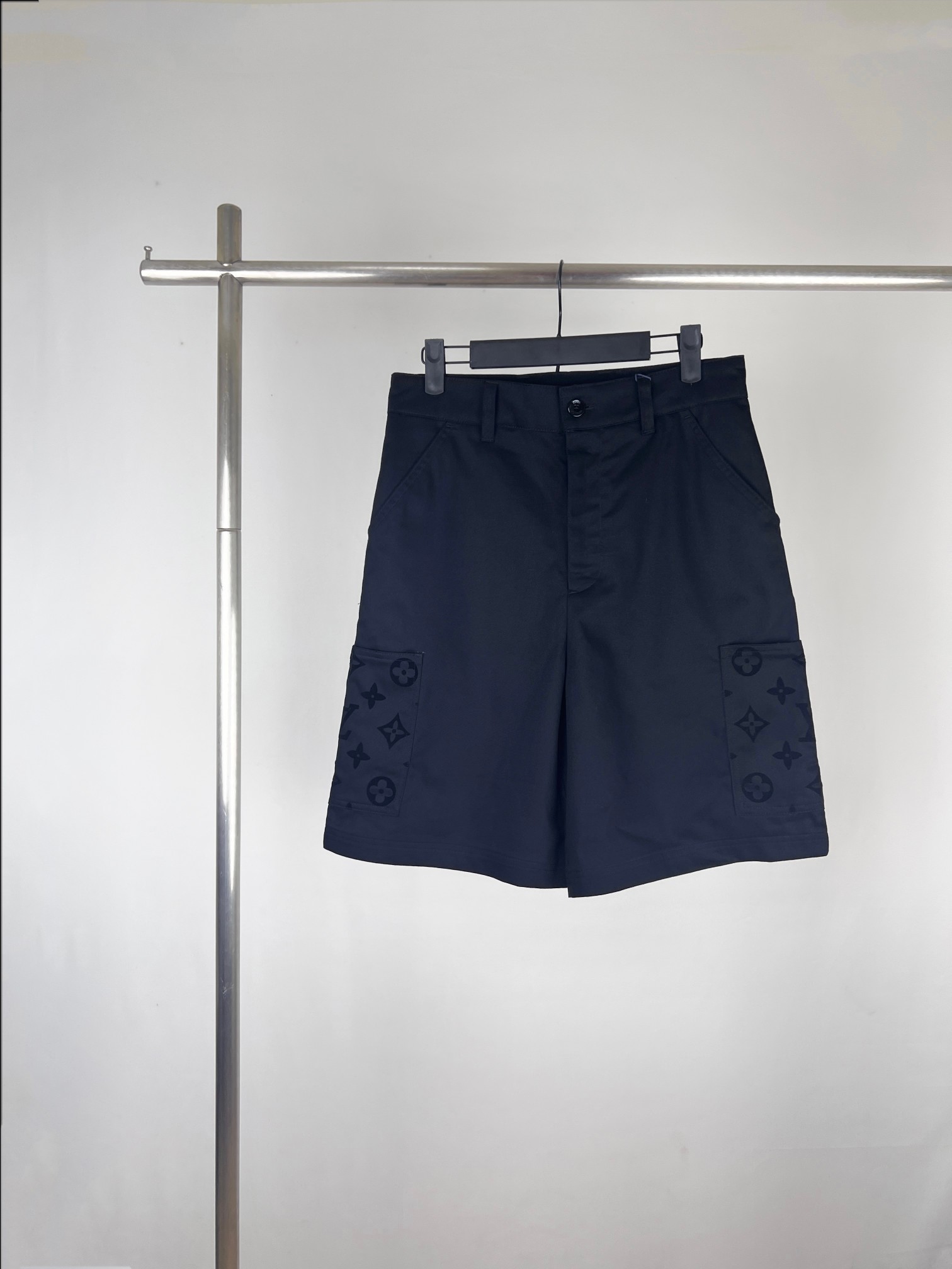 From China
 Louis Vuitton Clothing Shorts Buy best quality Replica