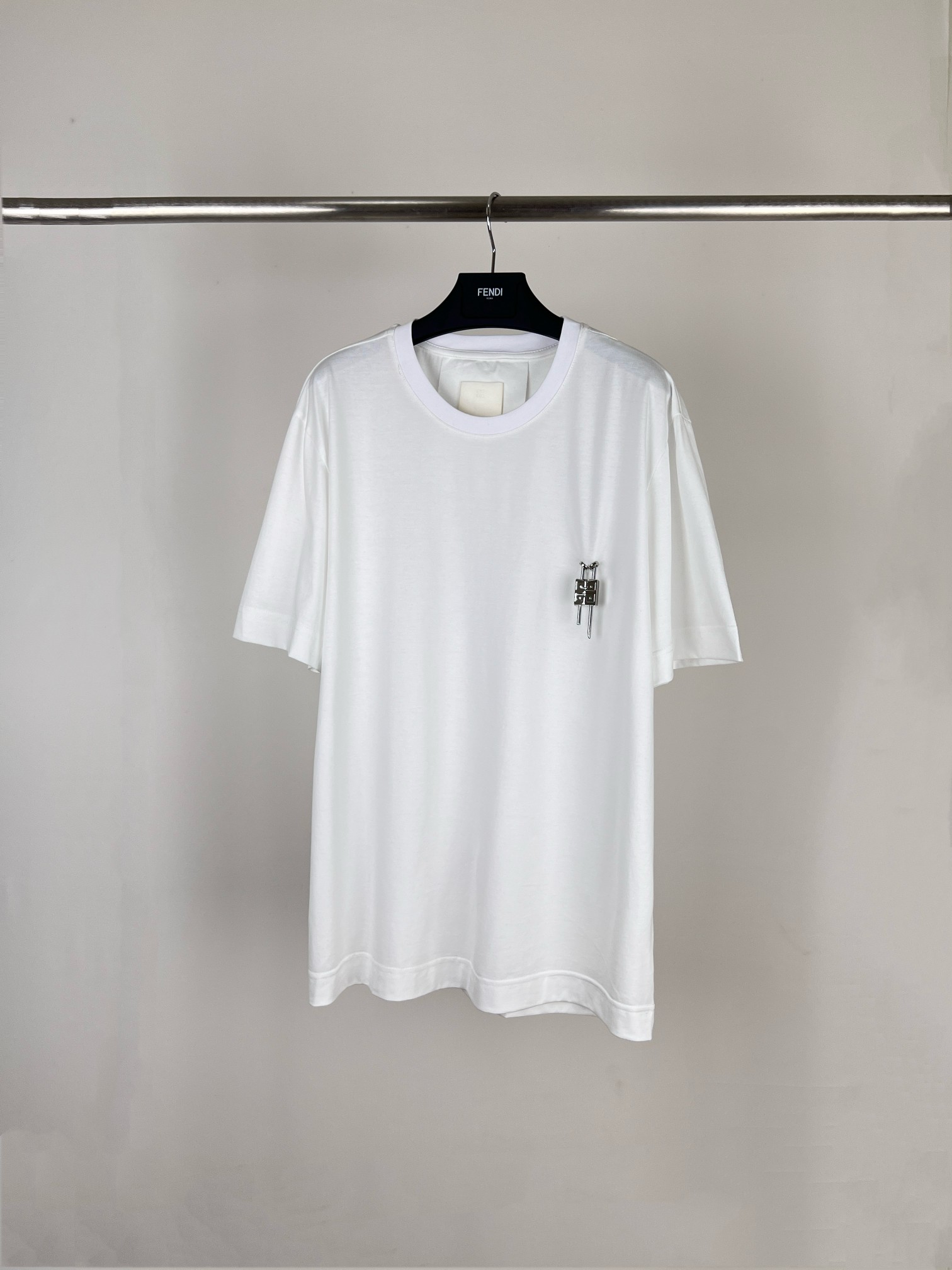 Givenchy Flawless
 Clothing T-Shirt Short Sleeve