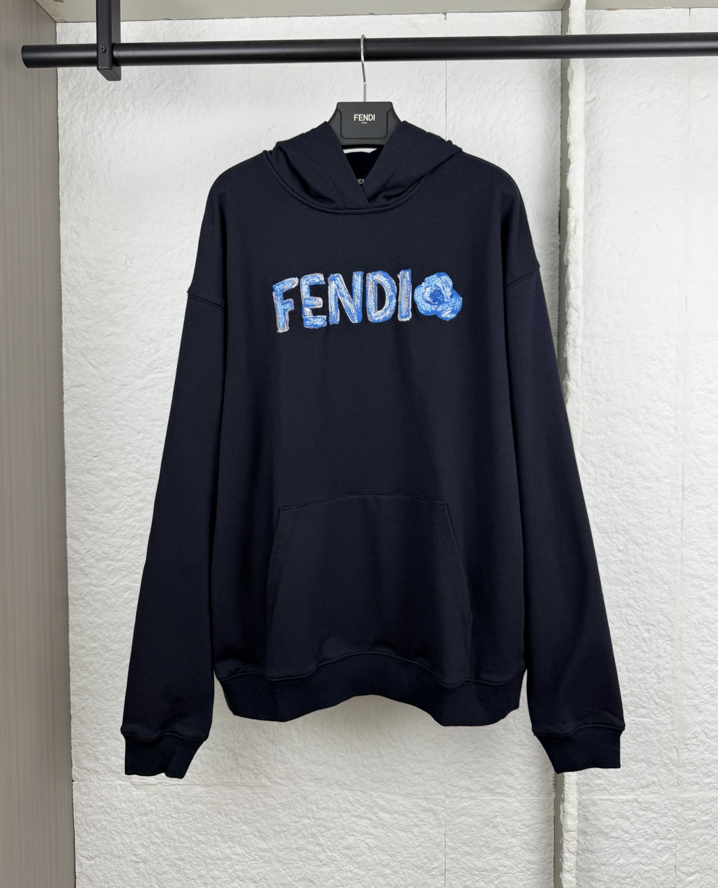 Fendi Fendi芬迪字母花朵刺绣连帽卫衣