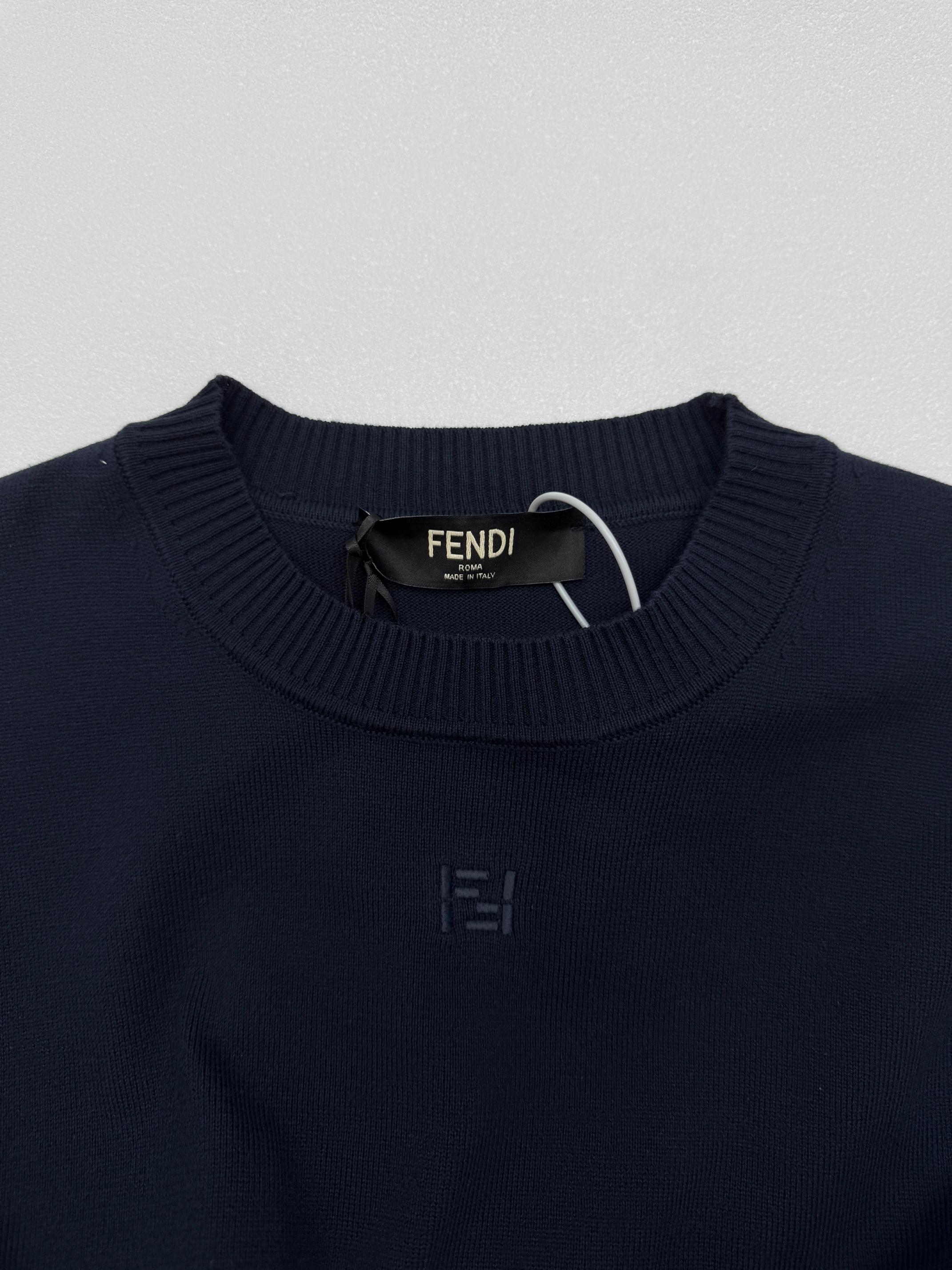 Fendi Fendi芬迪FF刺绣针织短袖