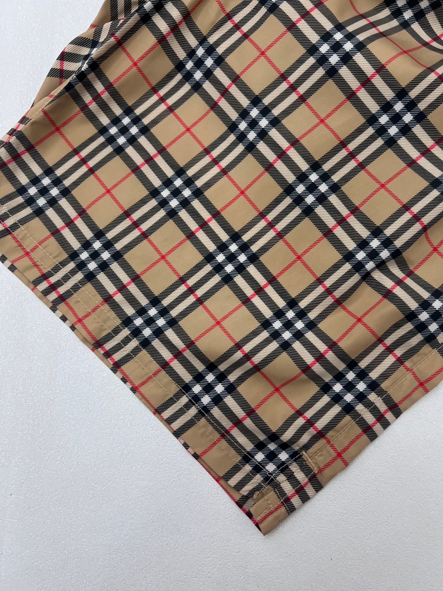 Burberry BBR巴宝莉格子纹沙滩短裤