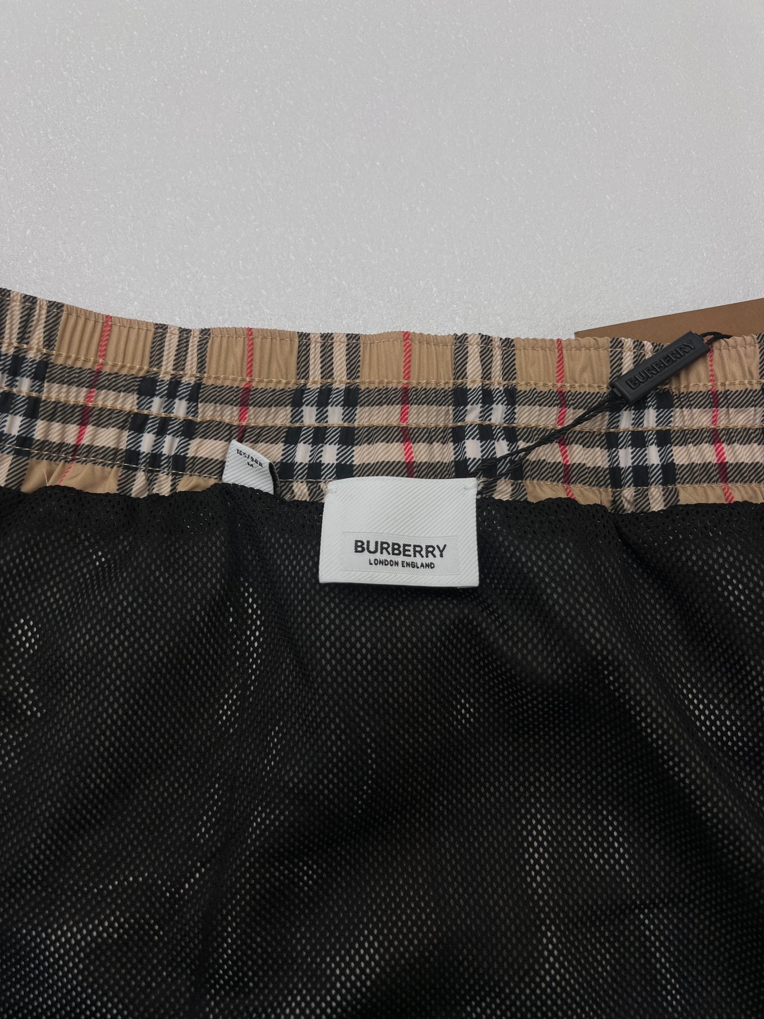 Burberry BBR巴宝莉格子纹沙滩短裤