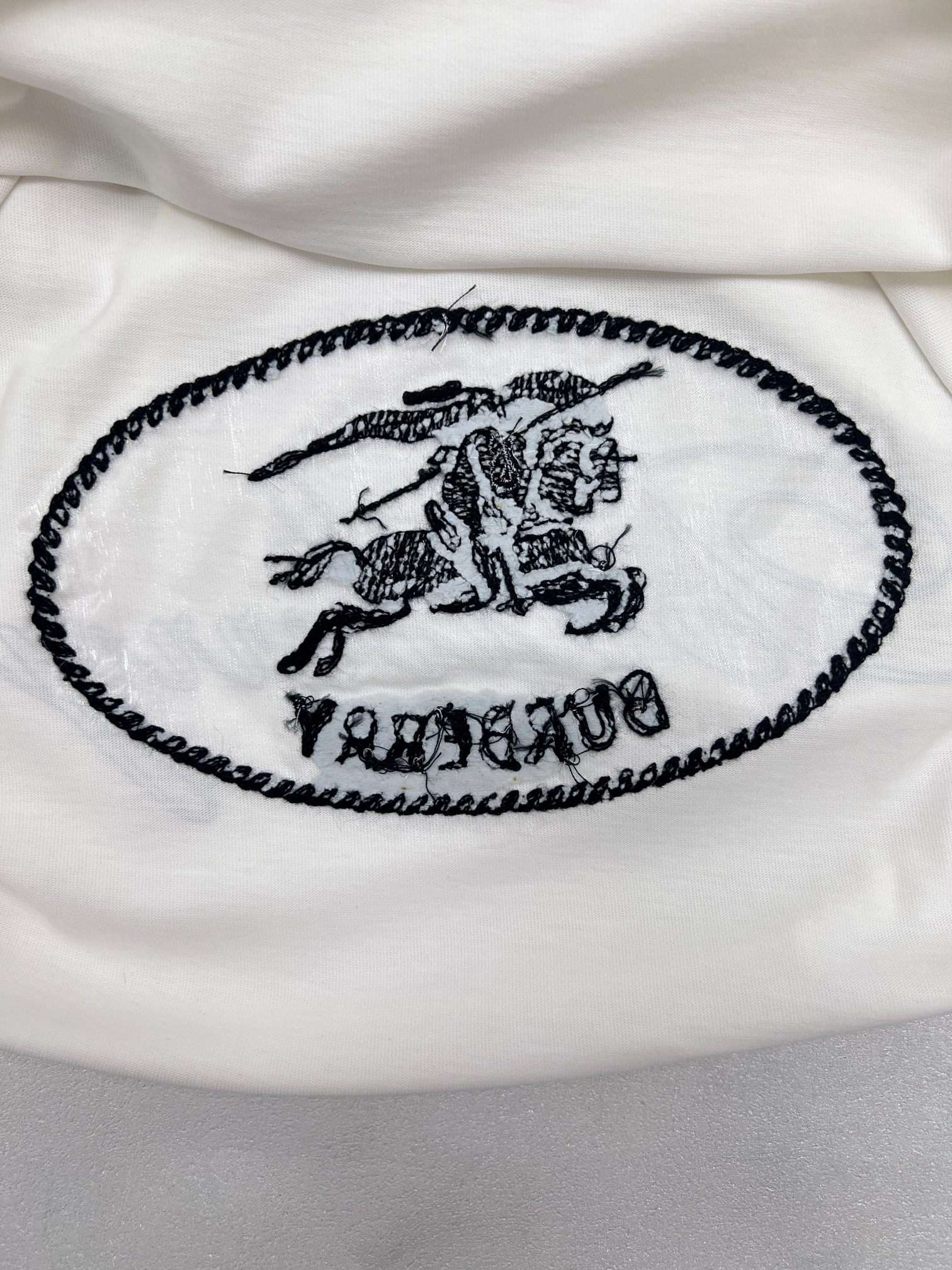 Burberry BBR巴宝莉麻绳战马绣花T恤短袖